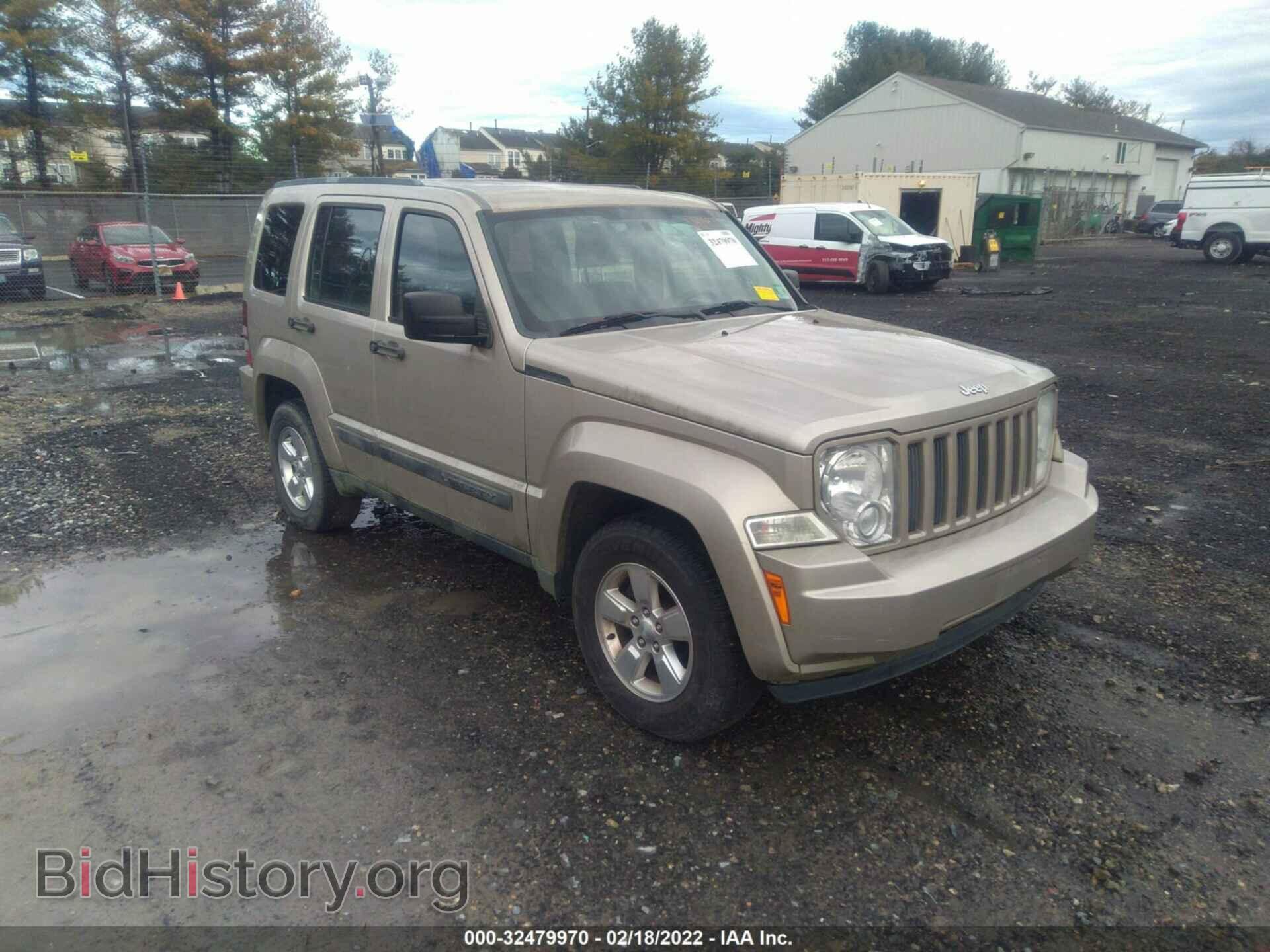Photo 1J4PN2GK6BW520975 - JEEP LIBERTY 2011