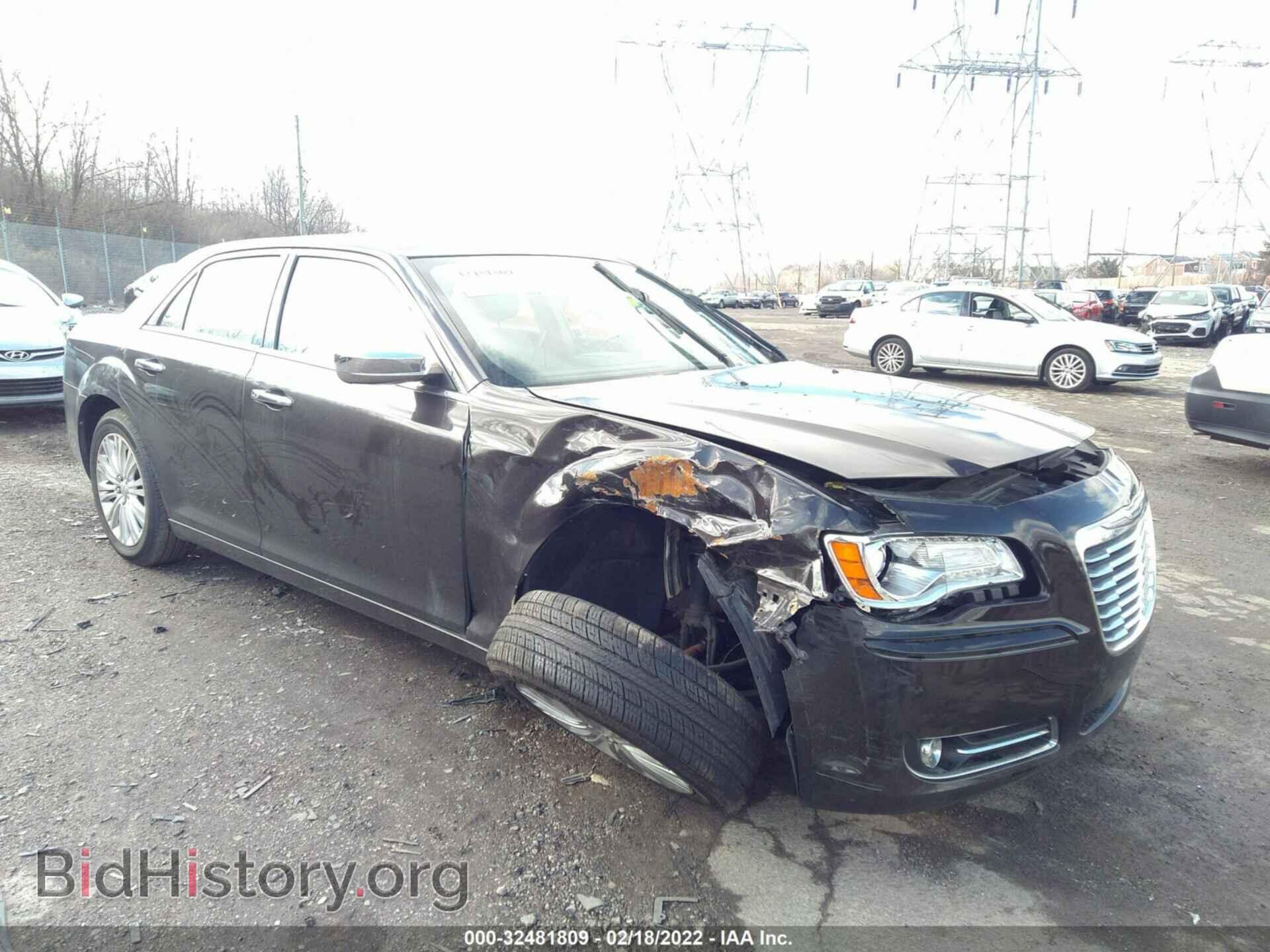 Фотография 2C3CCAKT5CH227559 - CHRYSLER 300 2012
