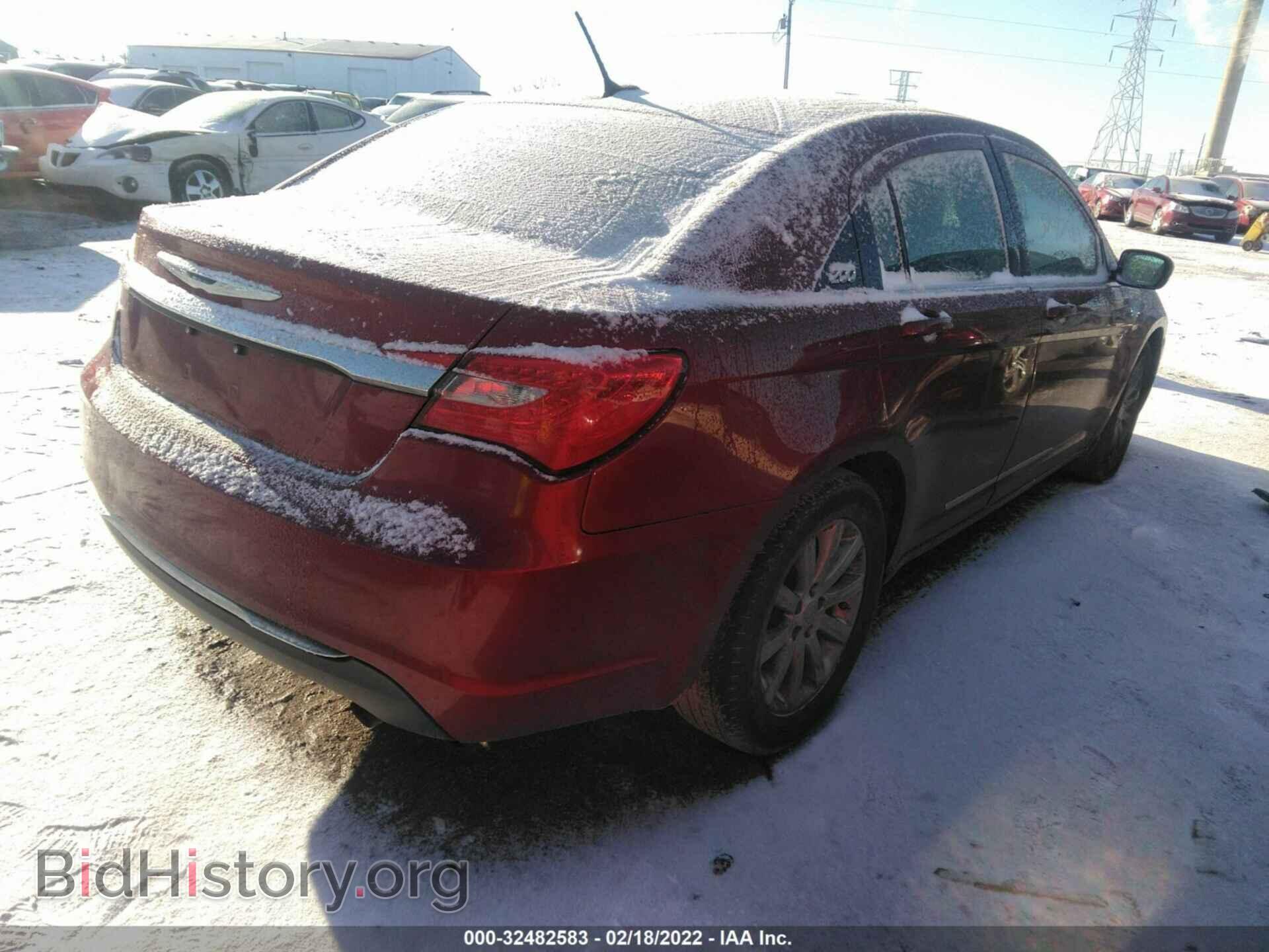 2014 CHRYSLER 200 - VIN: 1C3CCBBB4EN120221 - Фото 4