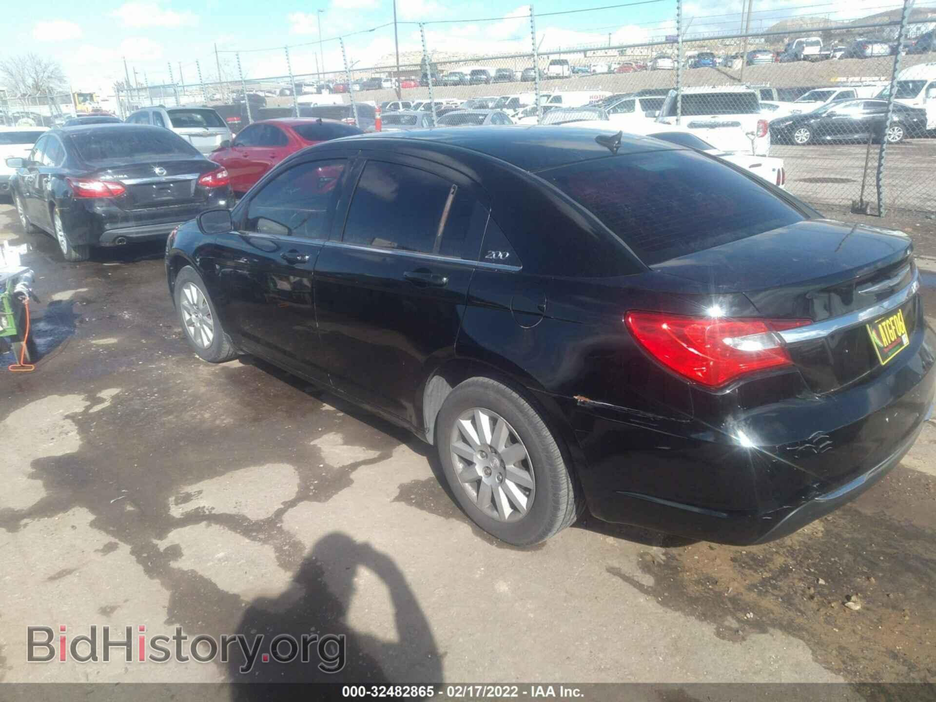 2012 CHRYSLER 200 - VIN: 1C3CCBAB7CN281578 - Фото 3