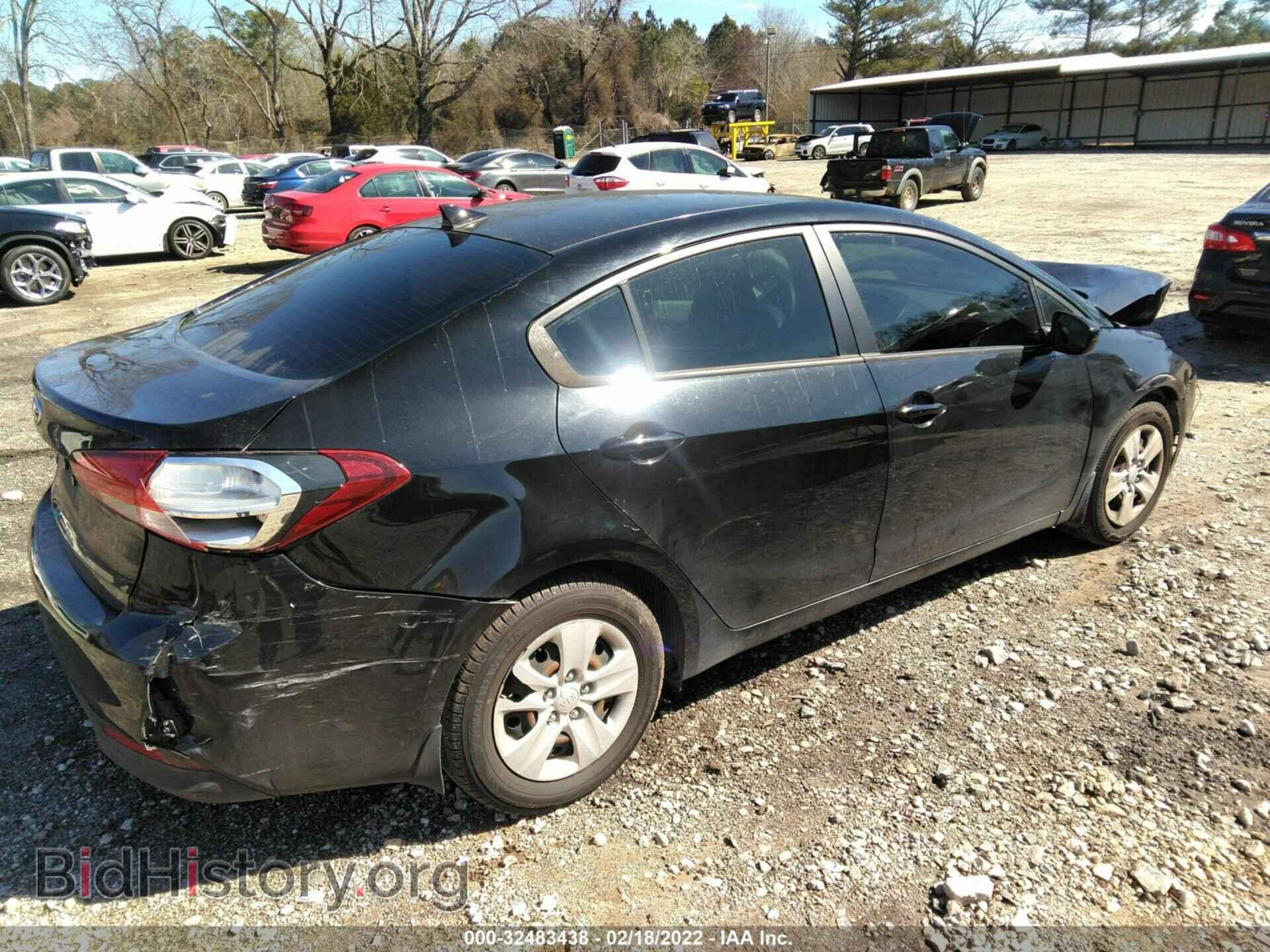 2017 KIA FORTE - VIN: 3KPFK4A78HE048582 - Photo 4