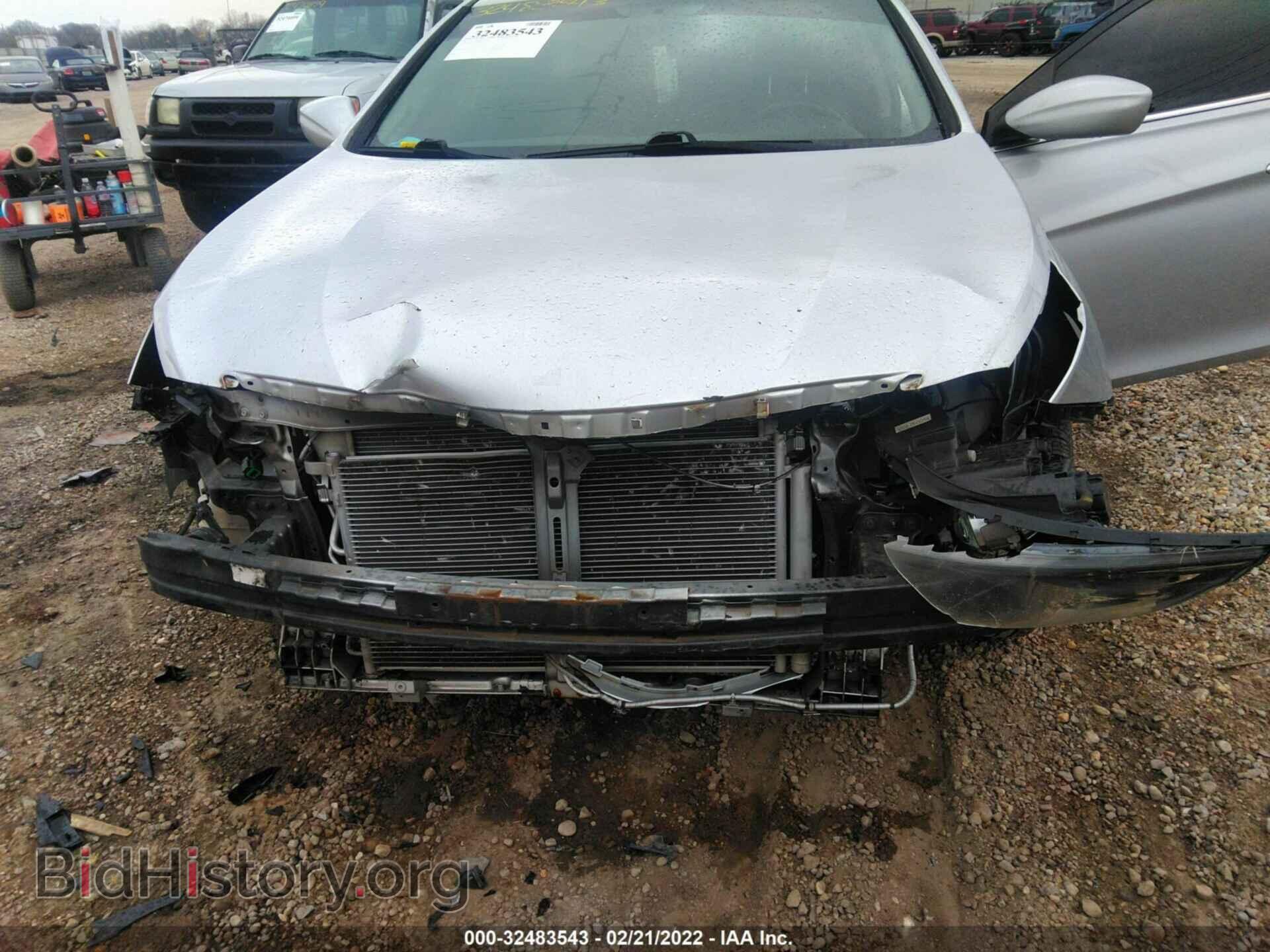 2011 HYUNDAI SONATA - VIN: 5NPEB4ACXBH240291 - Фото 6