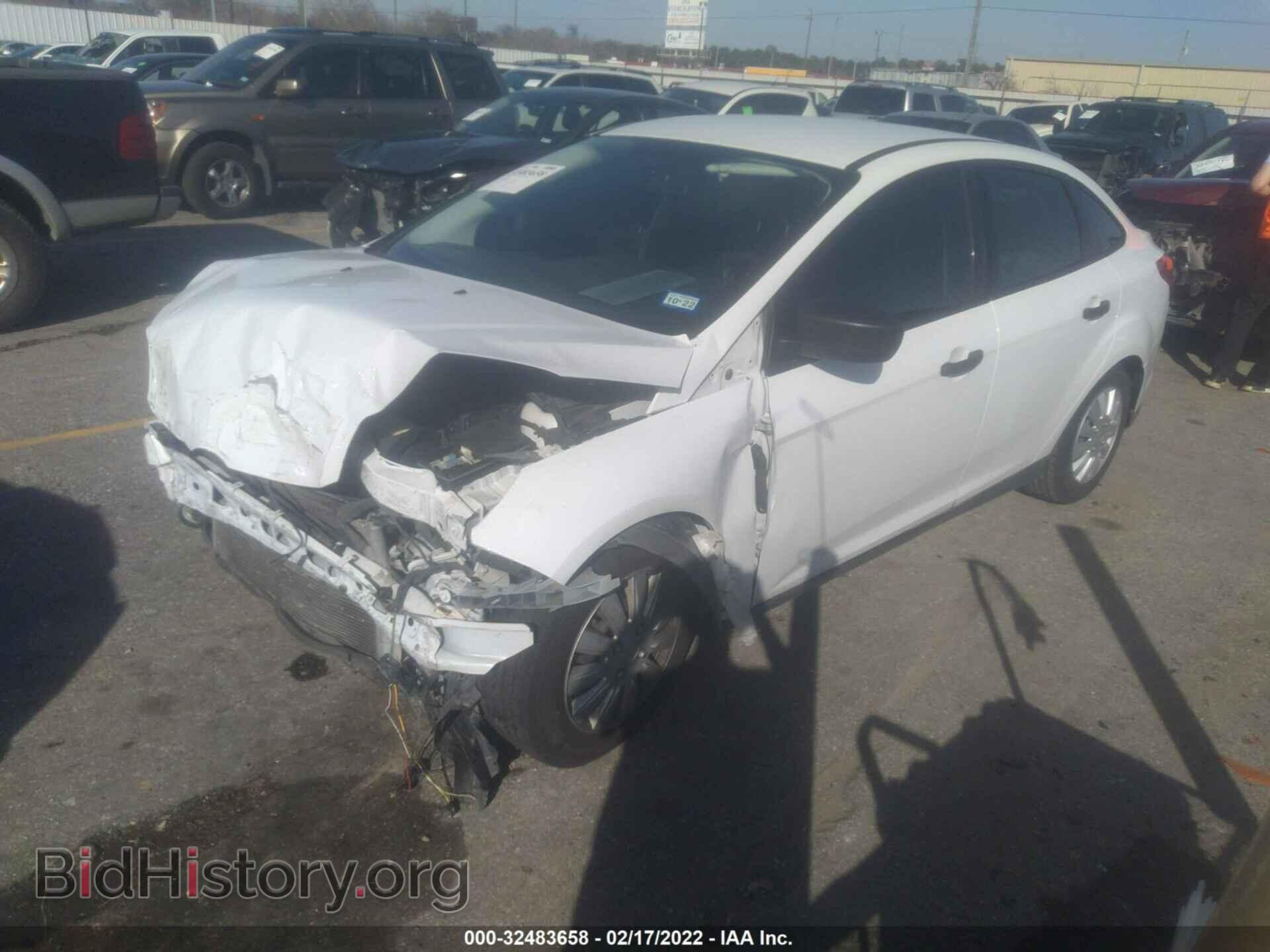 2014 FORD FOCUS - VIN: 1FADP3E23EL155744 - Фото 2
