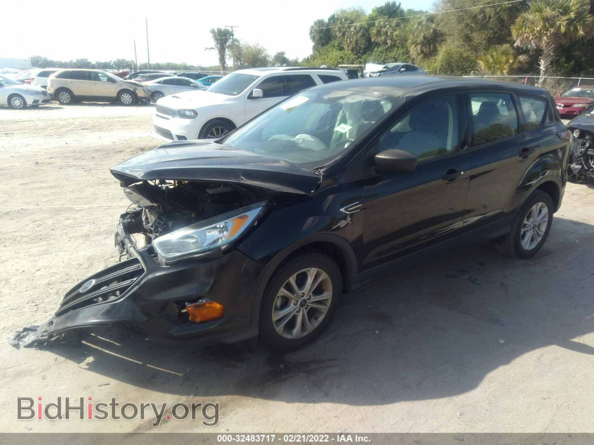 2017 FORD ESCAPE - VIN: 1FMCU0F74HUC43946 - Фото 2