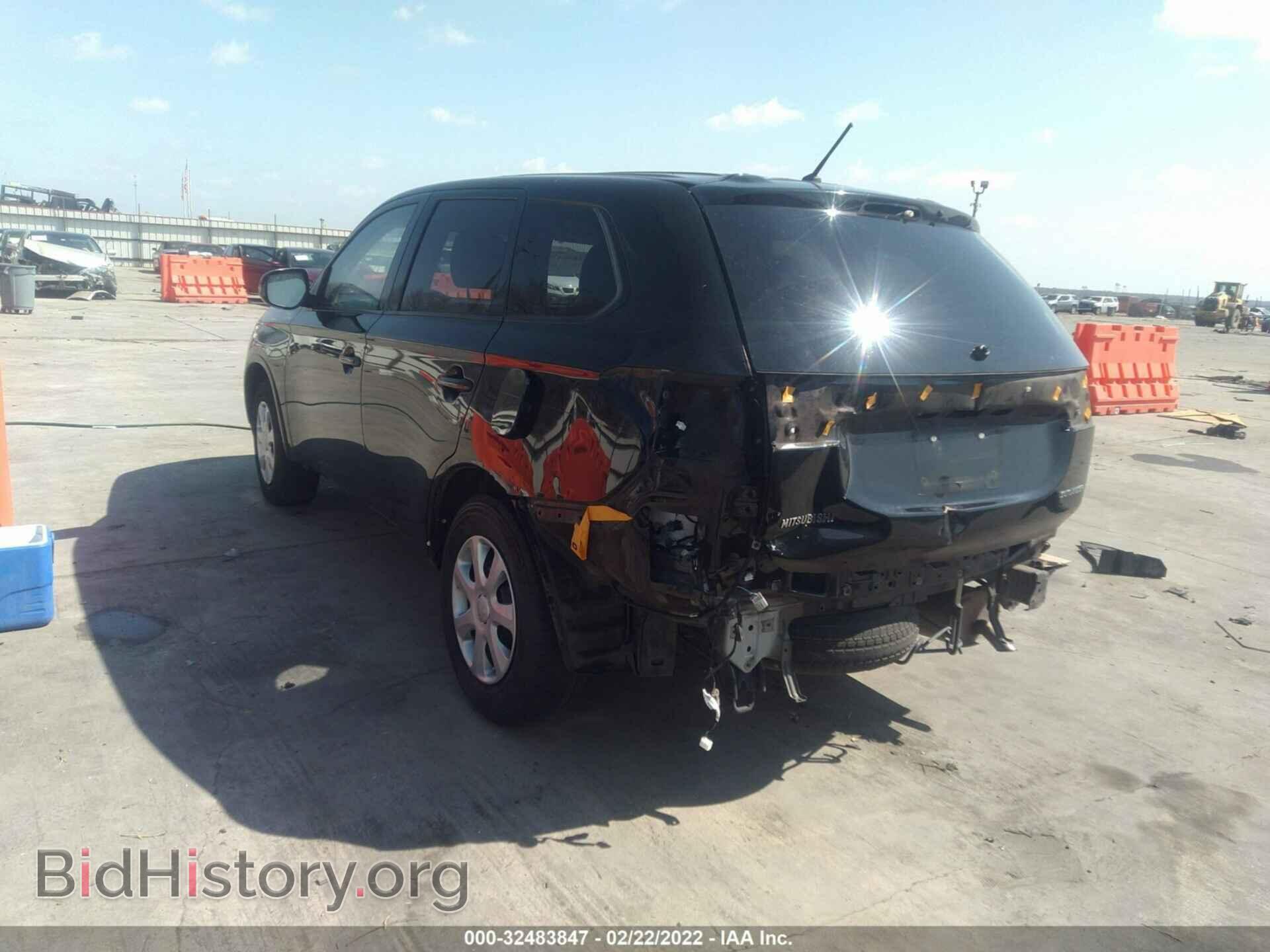 2015 MITSUBISHI OUTLANDER - VIN: JA4AD2A36FZ013525 - Фото 3