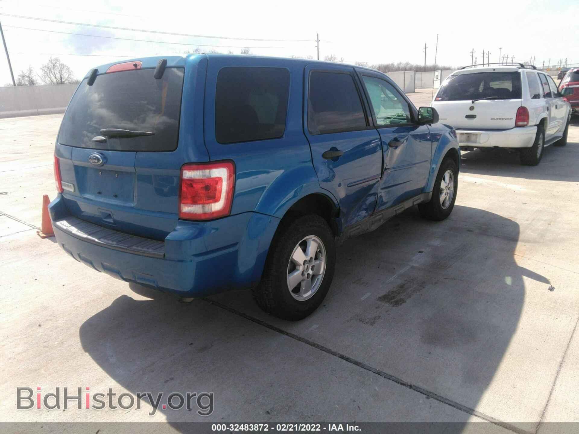 2011 FORD ESCAPE - VIN: 1FMCU0C77BKC50784 - Фото 4