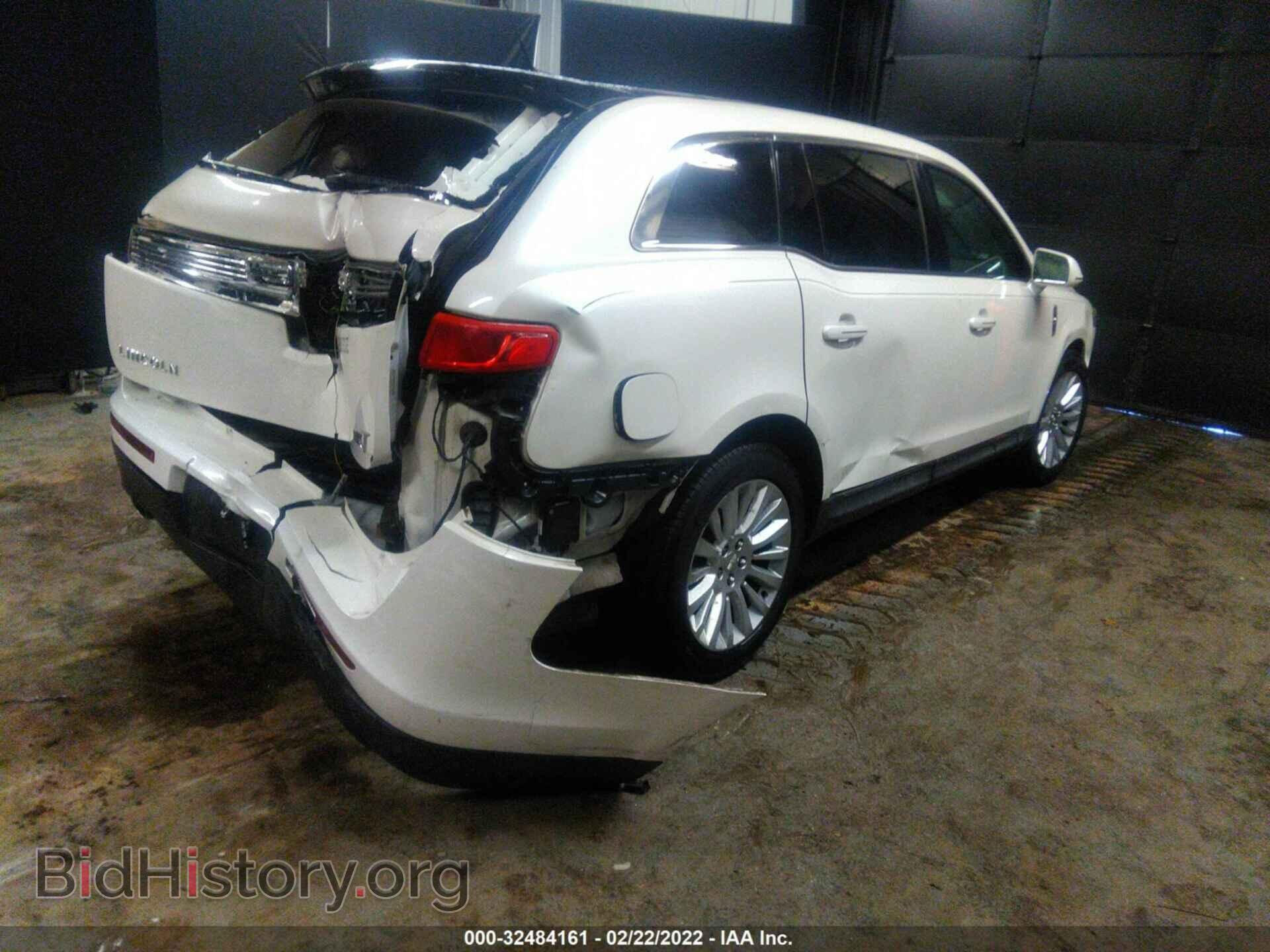 2010 LINCOLN MKT - VIN: 2LMHJ5FR9ABJ25355 - Фото 4