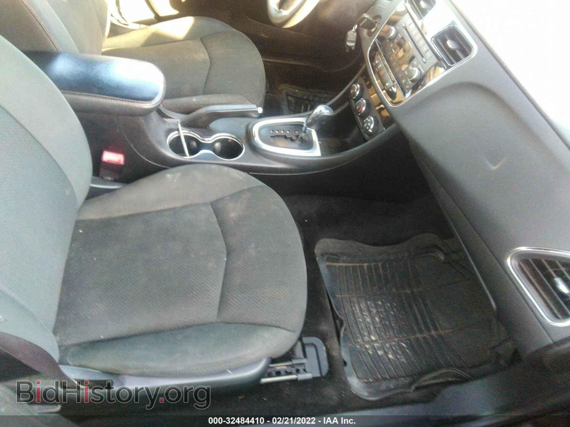 2011 CHRYSLER 200 - VIN: 1C3BC4FB3BN566664 - Photo 5