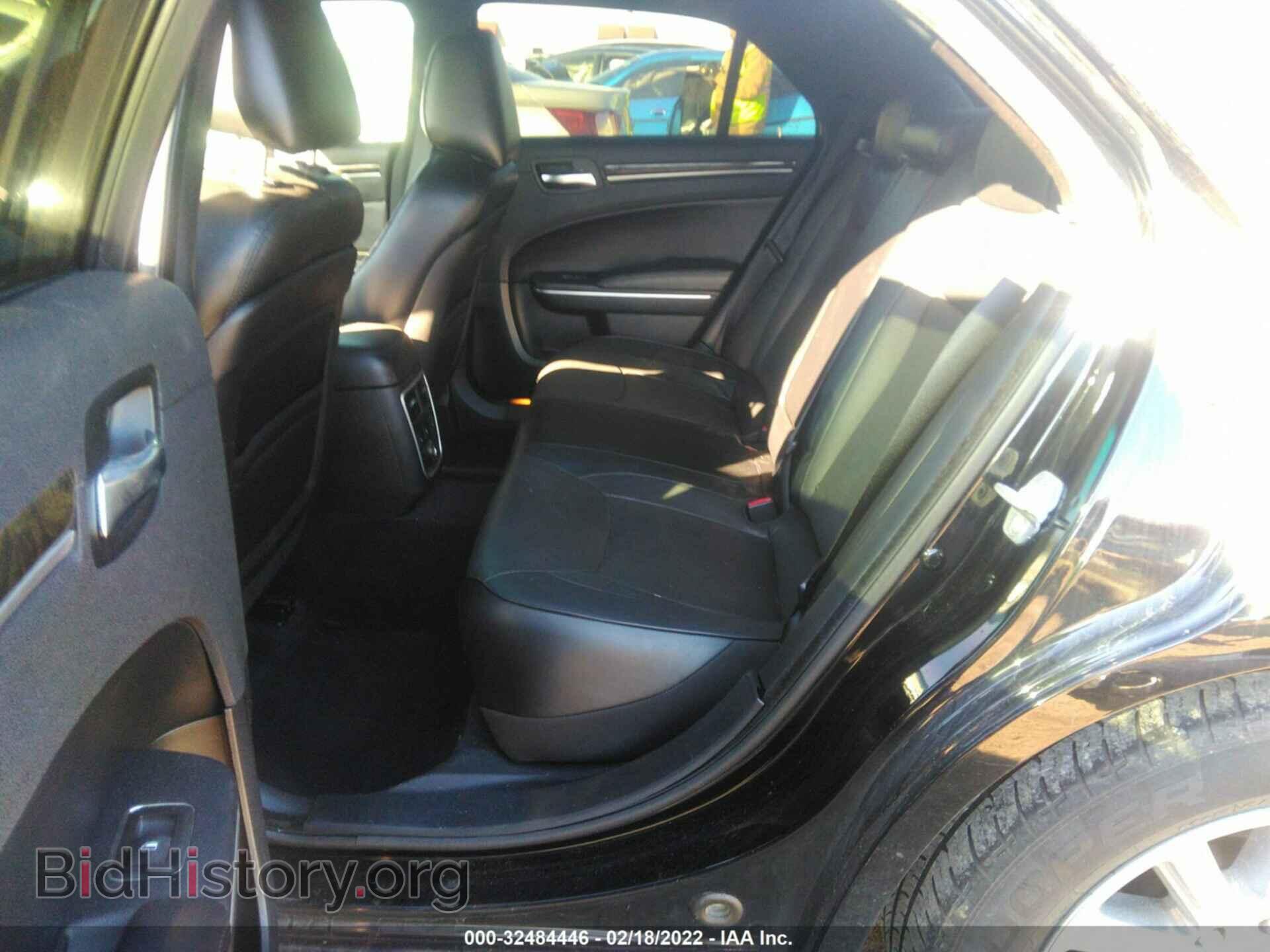 2014 CHRYSLER 300 - VIN: 2C3CCAET4EH118086 - Фото 8