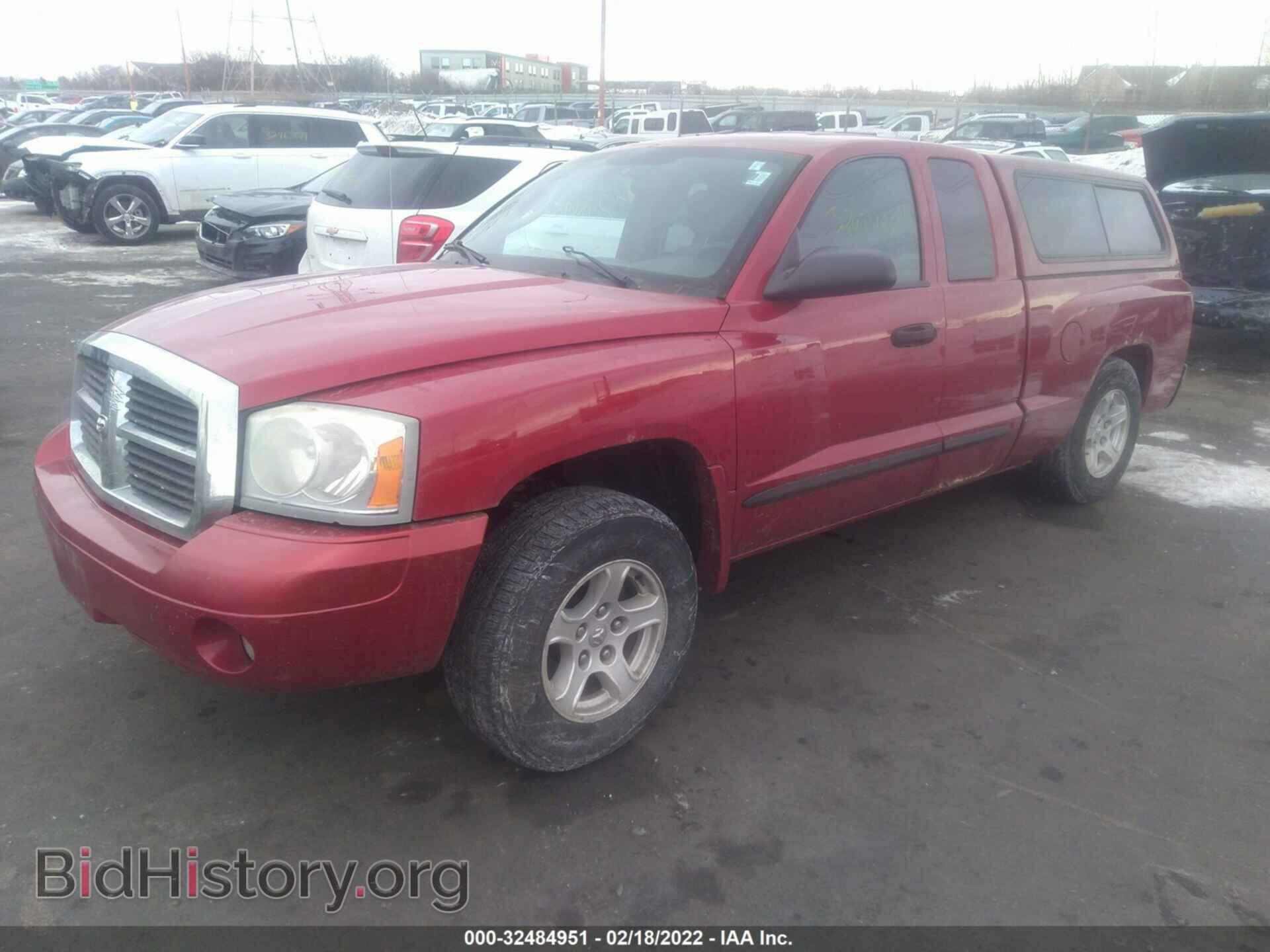 2007 DODGE DAKOTA - VIN: 1D7HW42P77S215768 - Фото 2