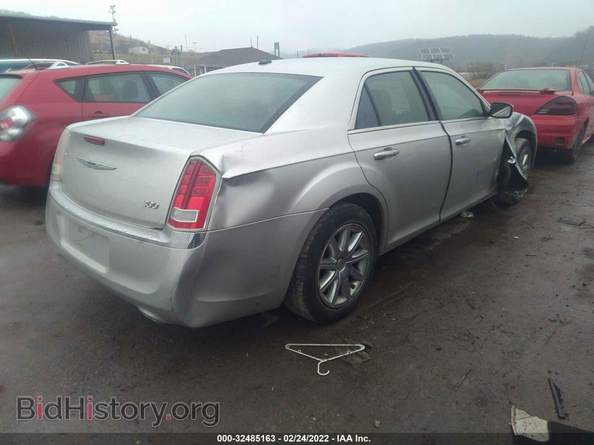 2012 CHRYSLER 300 - VIN: 2C3CCACG8CH182070 - Фото 4