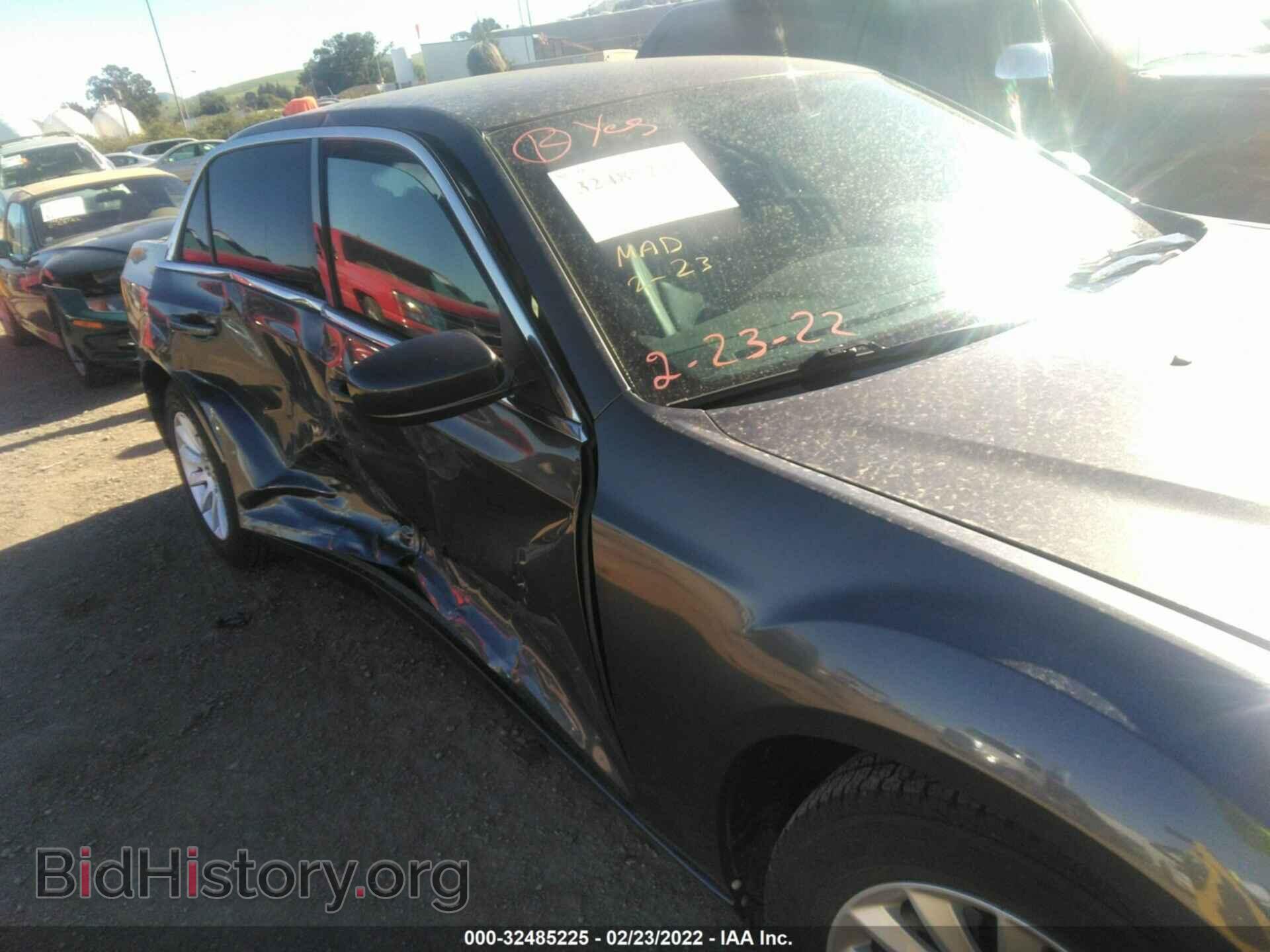 2014 CHRYSLER 300 - VIN: 2C3CCAAG1EH263045 - Фото 6