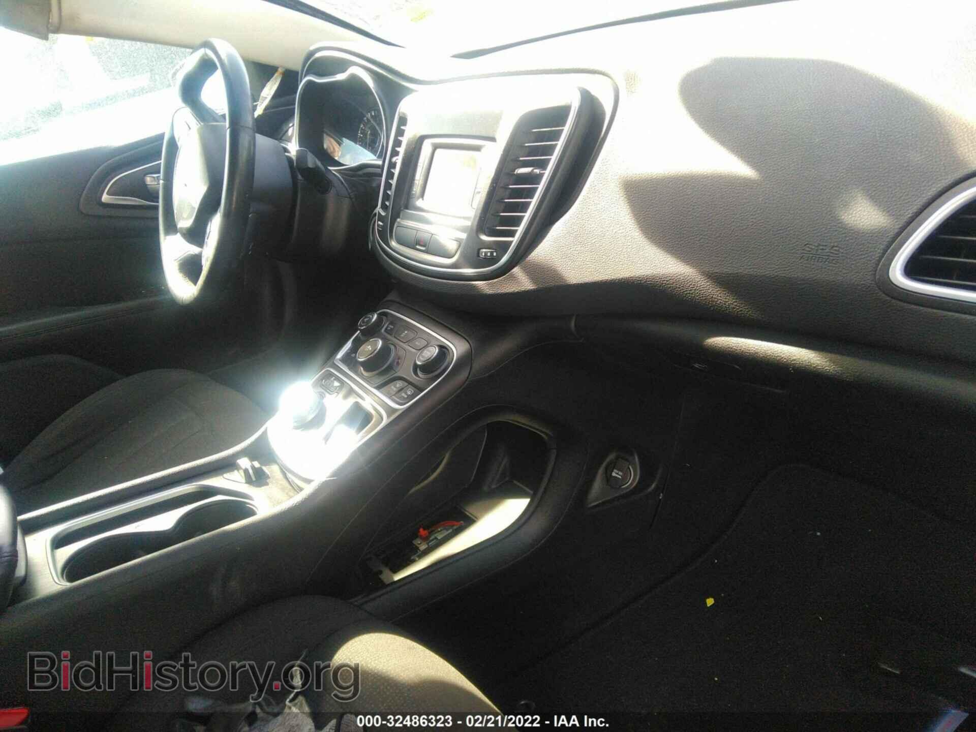 2015 CHRYSLER 200 - VIN: 1C3CCCAB1FN658576 - Фото 5