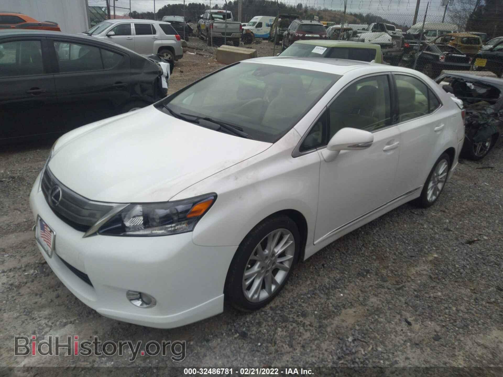 2010 LEXUS HS 250H - VIN: JTHBB1BA0A2011082 - Photo 2