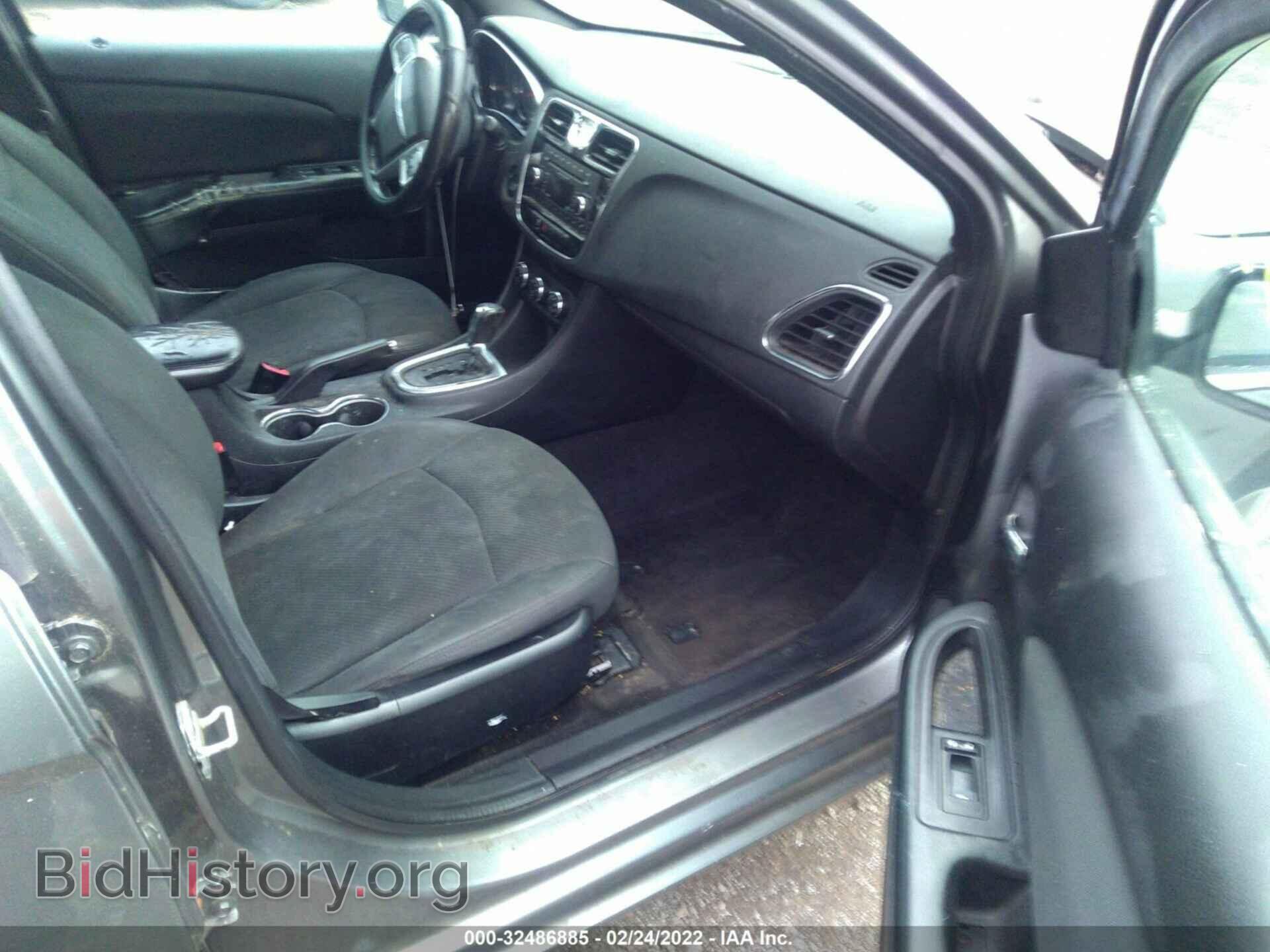 2012 CHRYSLER 200 - VIN: 1C3CCBBB2CN104855 - Photo 5