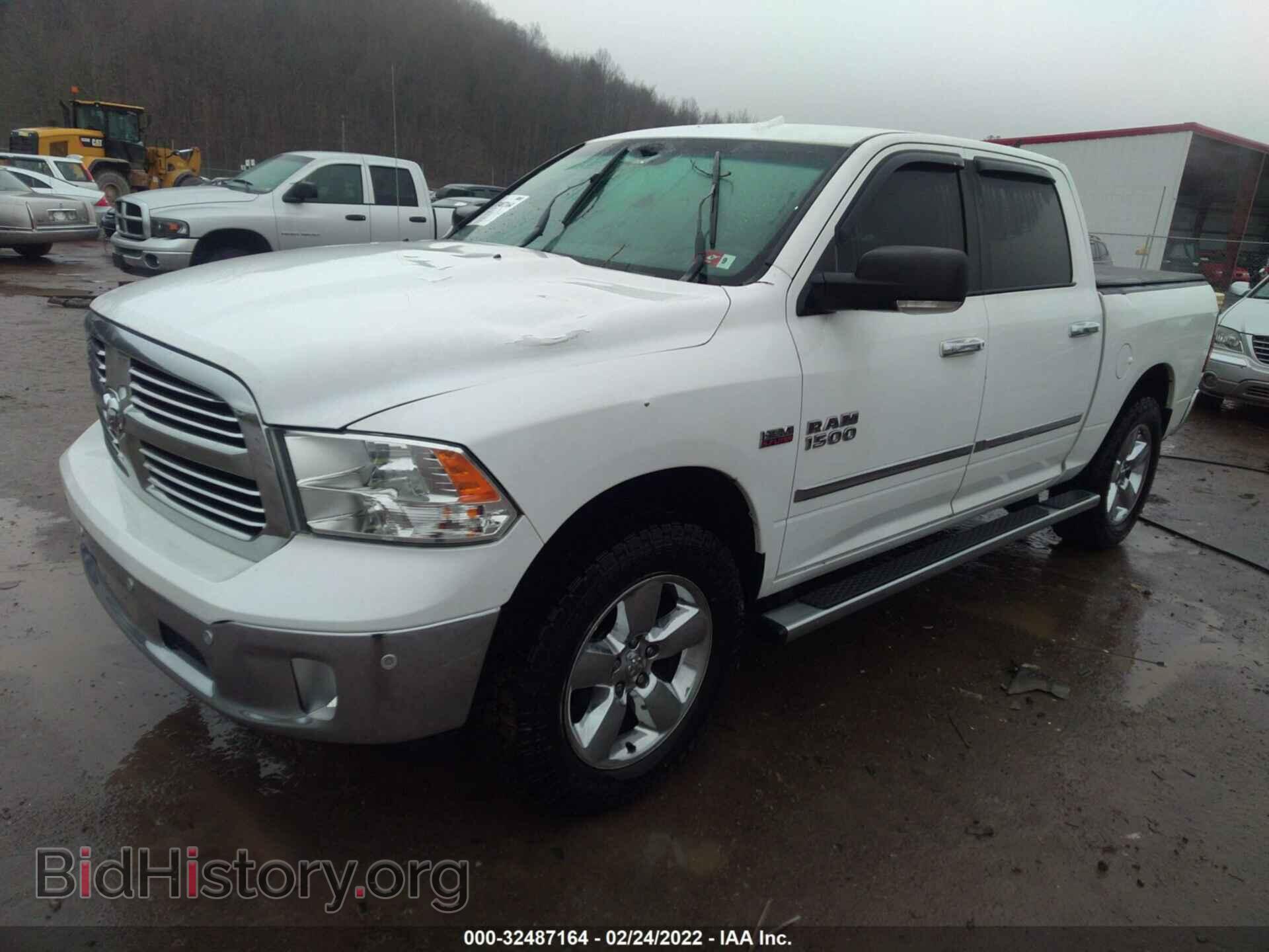 2015 RAM 1500 - VIN: 1C6RR7LT4FS699021 - Фото 2