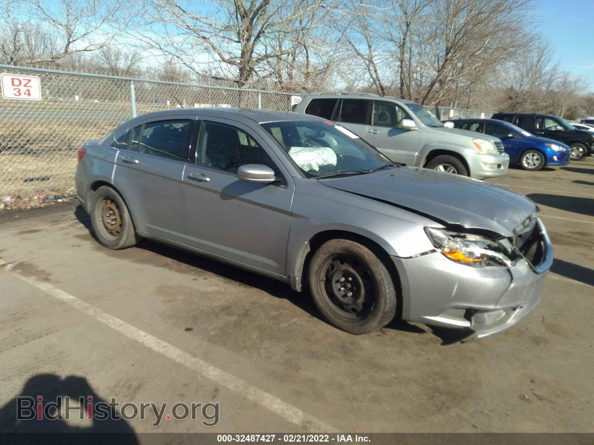Photo 1C3CCBAB1DN641588 - CHRYSLER 200 2013