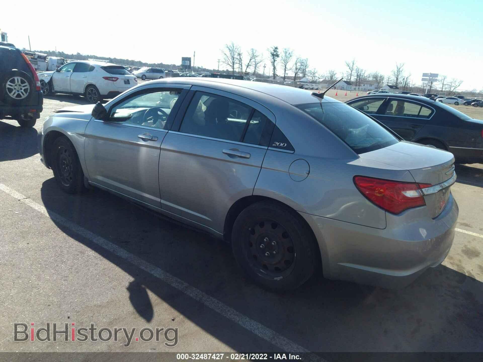 2013 CHRYSLER 200 - VIN: 1C3CCBAB1DN641588 - Фото 3