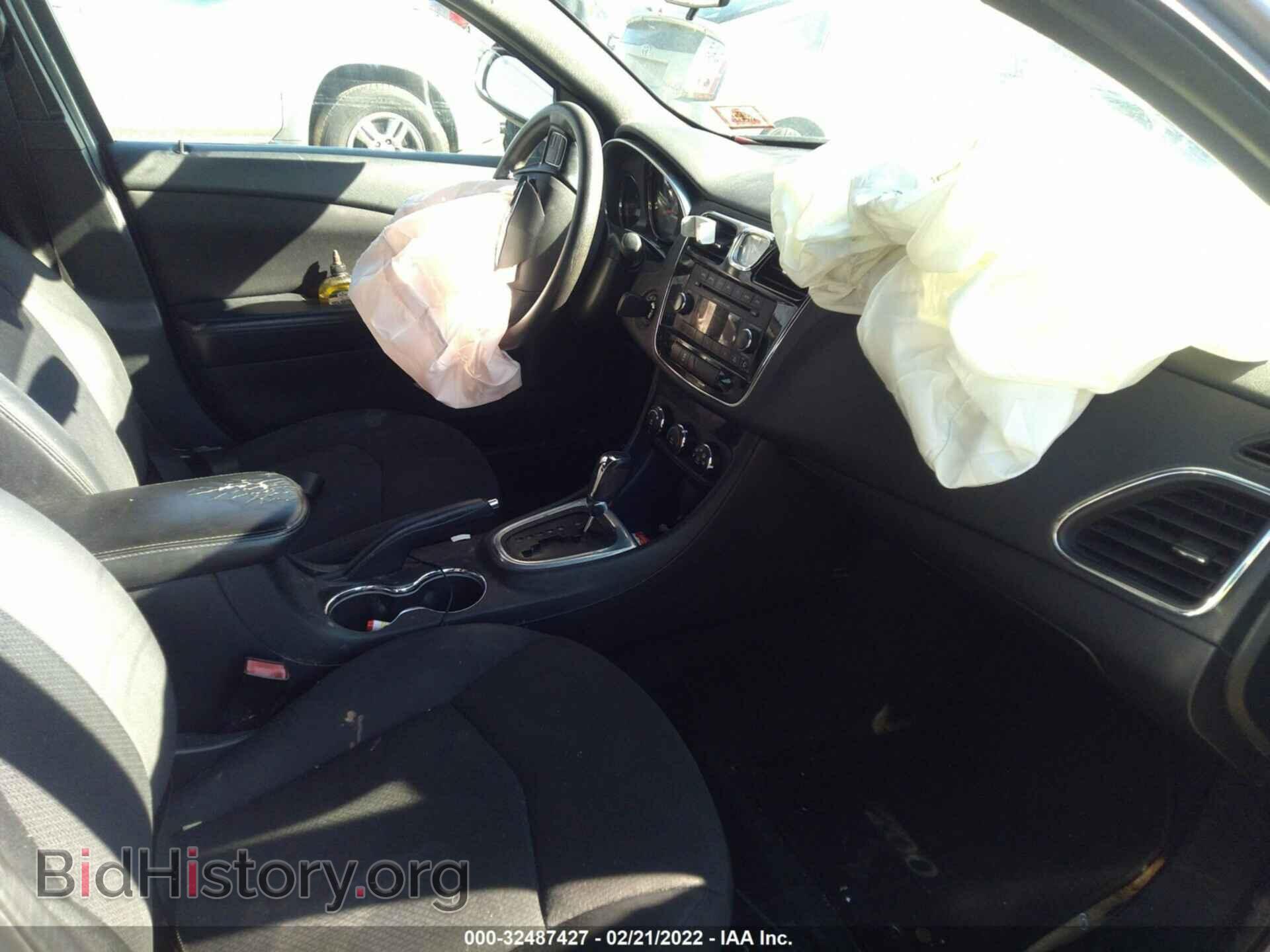 2013 CHRYSLER 200 - VIN: 1C3CCBAB1DN641588 - Фото 5