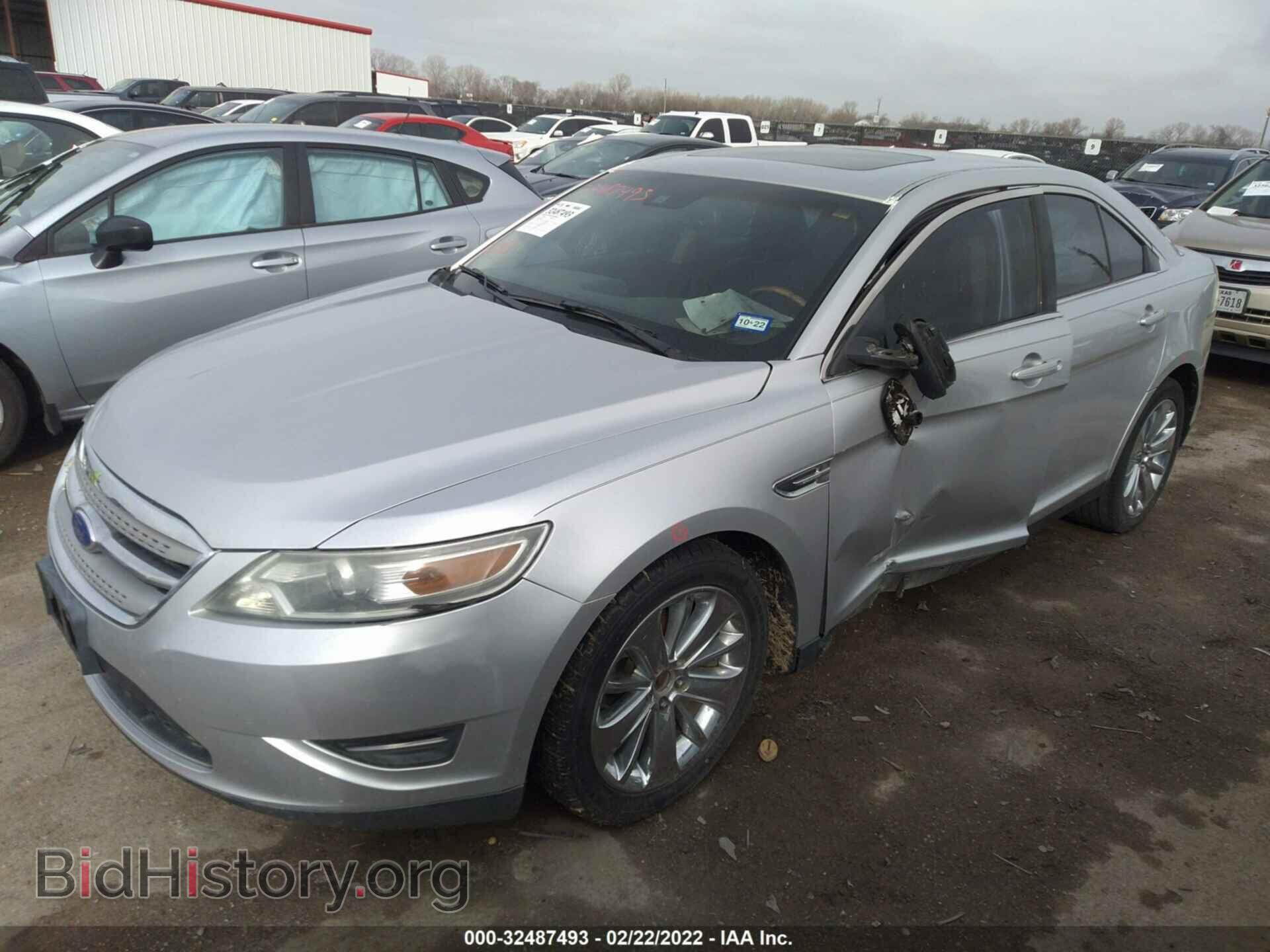 2012 FORD TAURUS - VIN: 1FAHP2FW0CG107864 - Фото 2