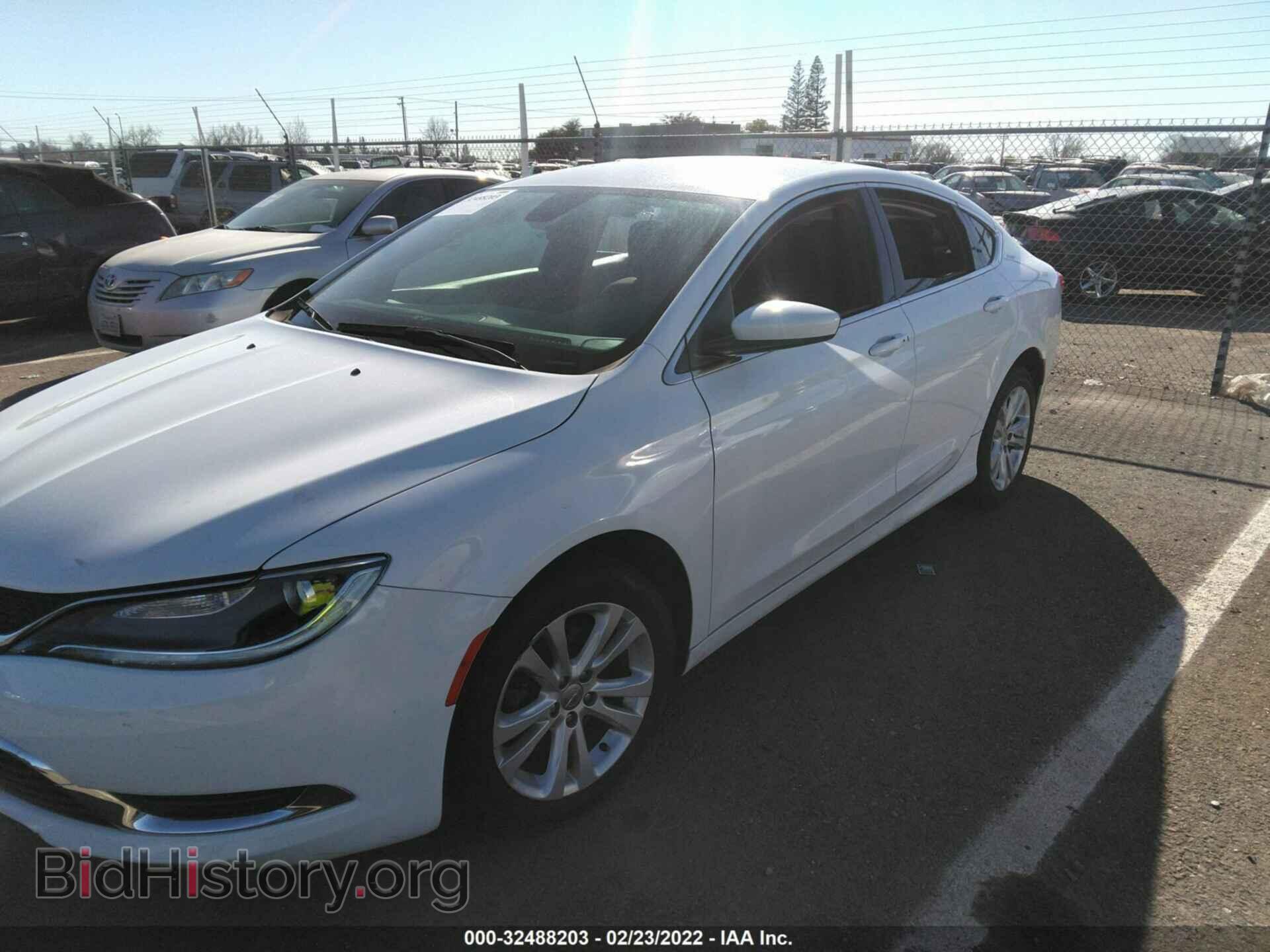 2016 CHRYSLER 200 - VIN: 1C3CCCAB9GN144573 - Фото 2
