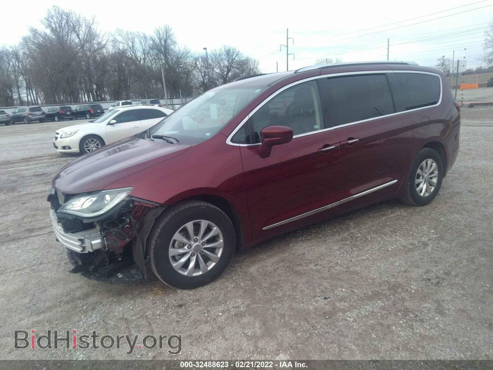 2020 CHRYSLER PACIFICA - VIN: 2C4RC1BG0LR176801 - Фото 2