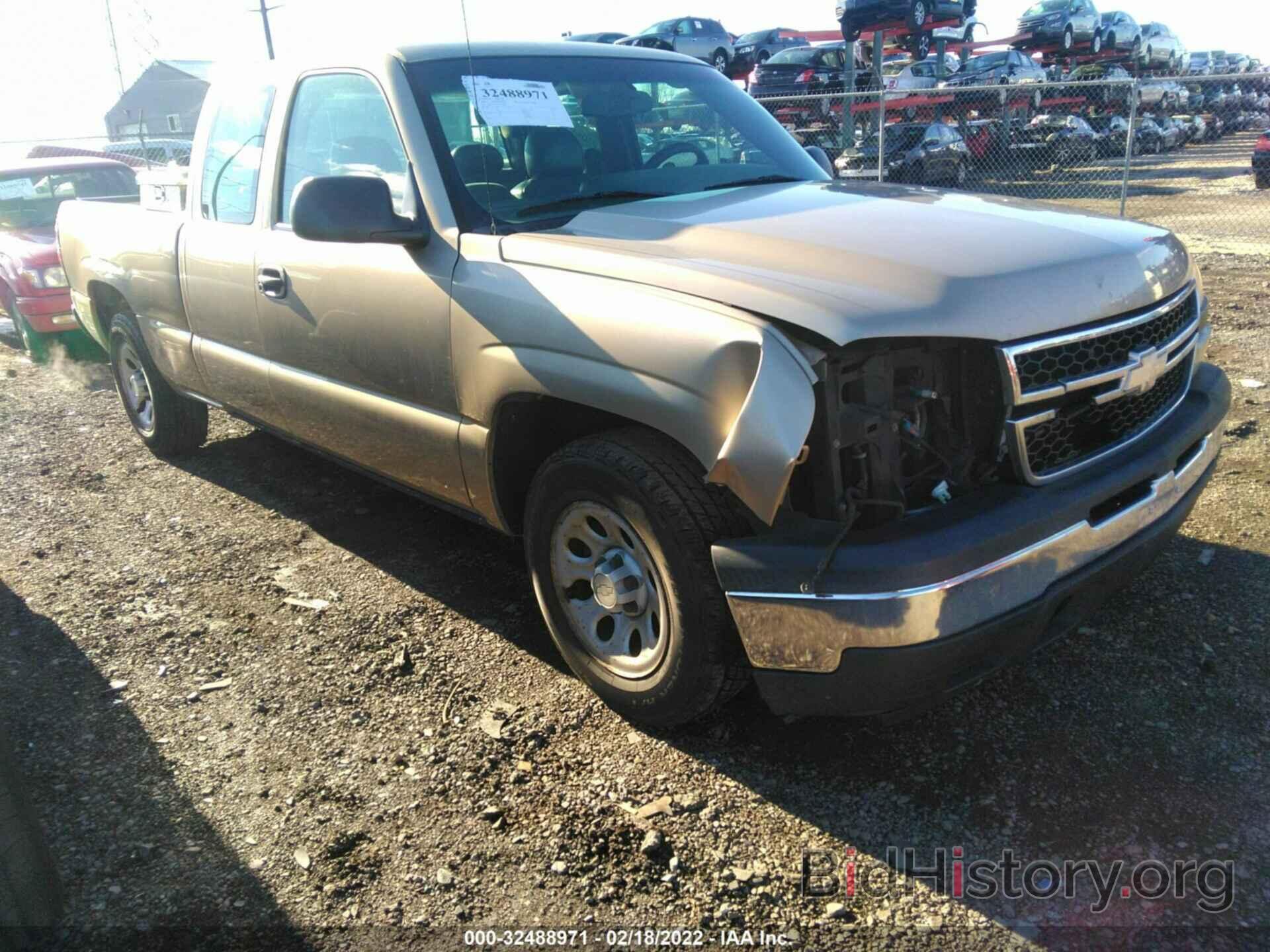 Photo 1GCEC19XX6Z167974 - CHEVROLET SILVERADO 1500 2006