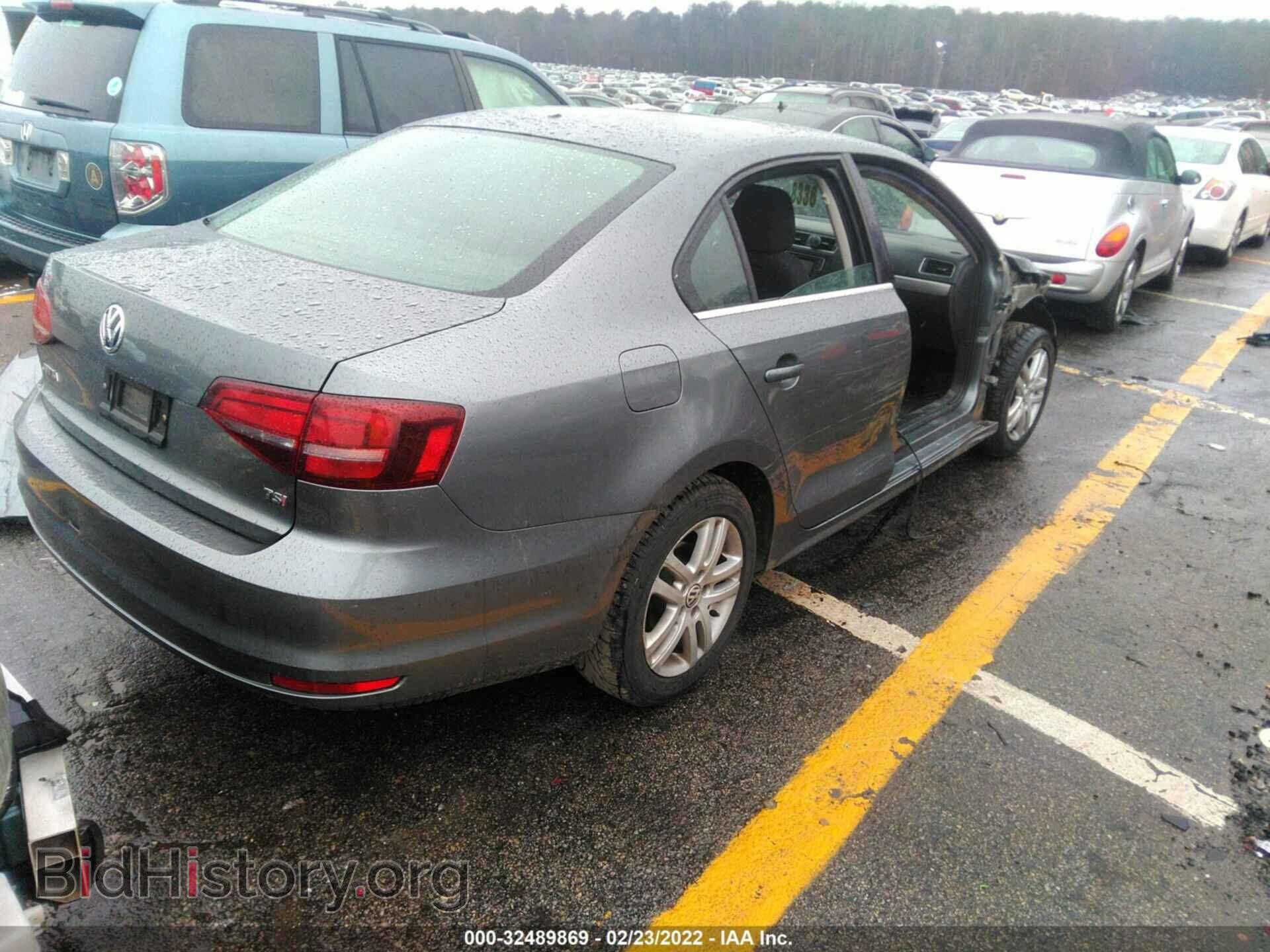 2017 VOLKSWAGEN JETTA - VIN: 3VW2B7AJ3HM311155 - Фото 4