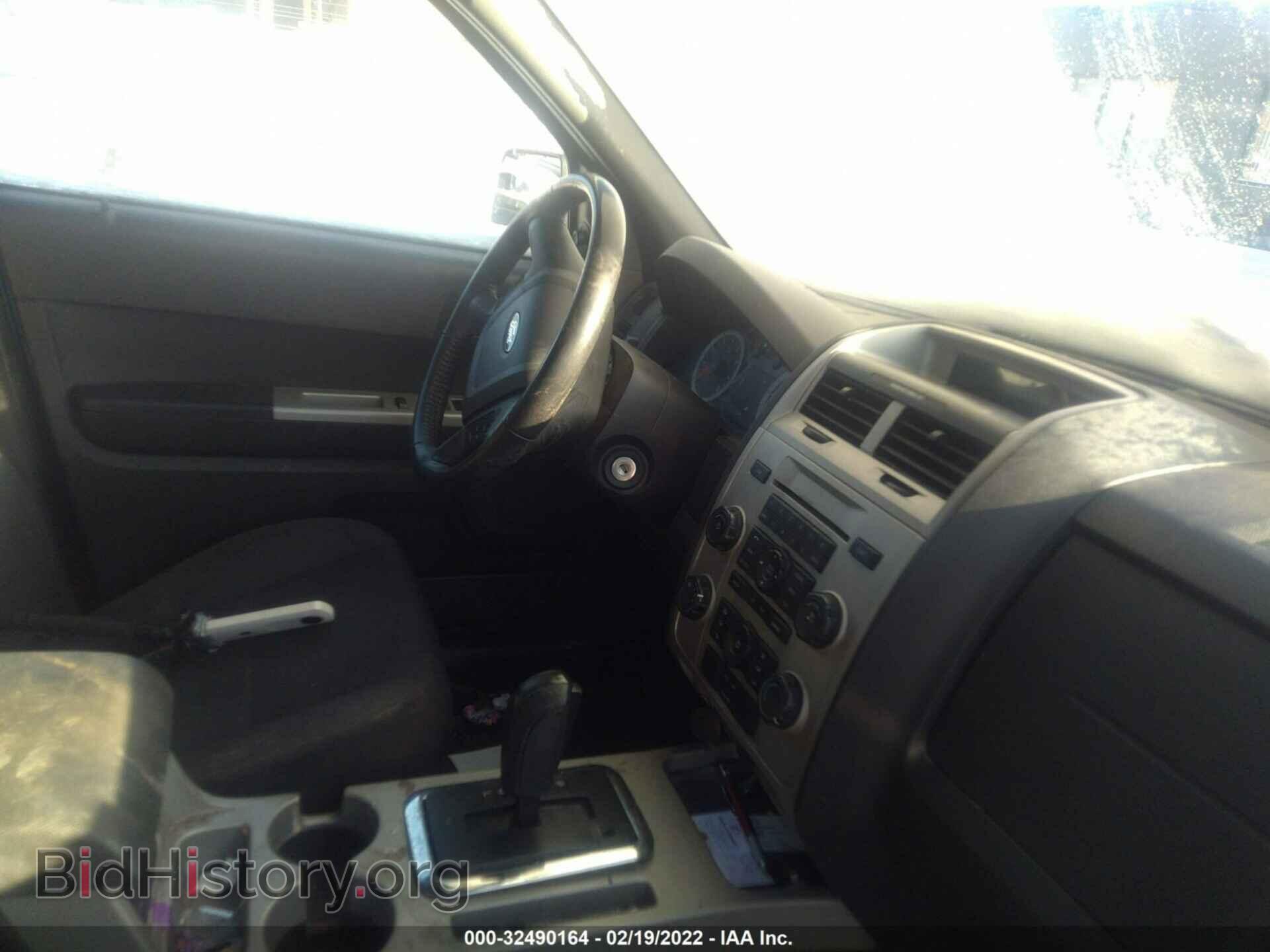 2011 FORD ESCAPE - VIN: 1FMCU0D73BKC22656 - Фото 5