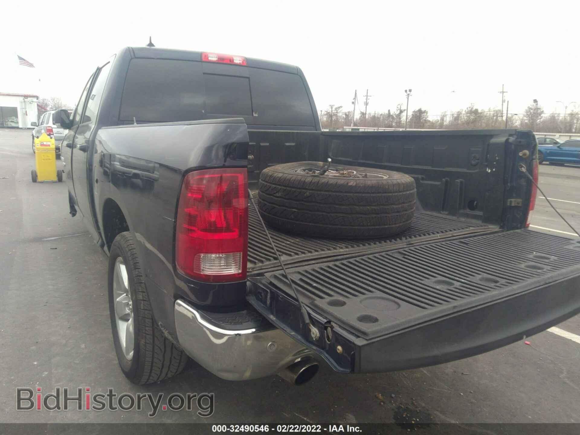 2016 RAM 1500 - VIN: 1C6RR6LT1GS194601 - Фото 3