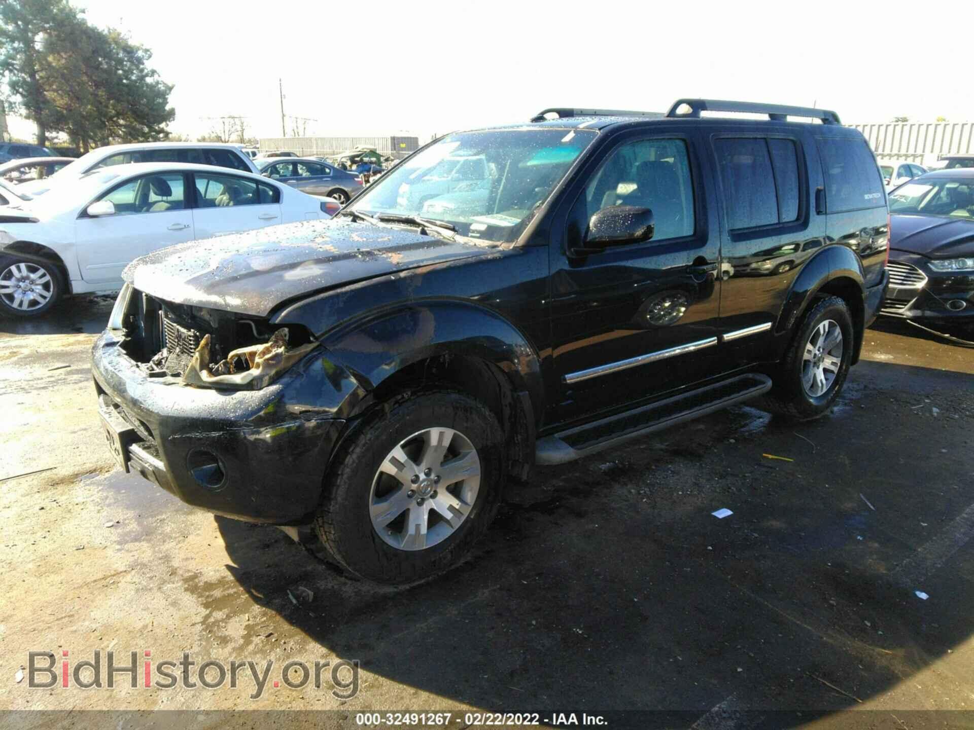 2011 NISSAN PATHFINDER - VIN: 5N1AR1NB4BC623015 - Фото 2