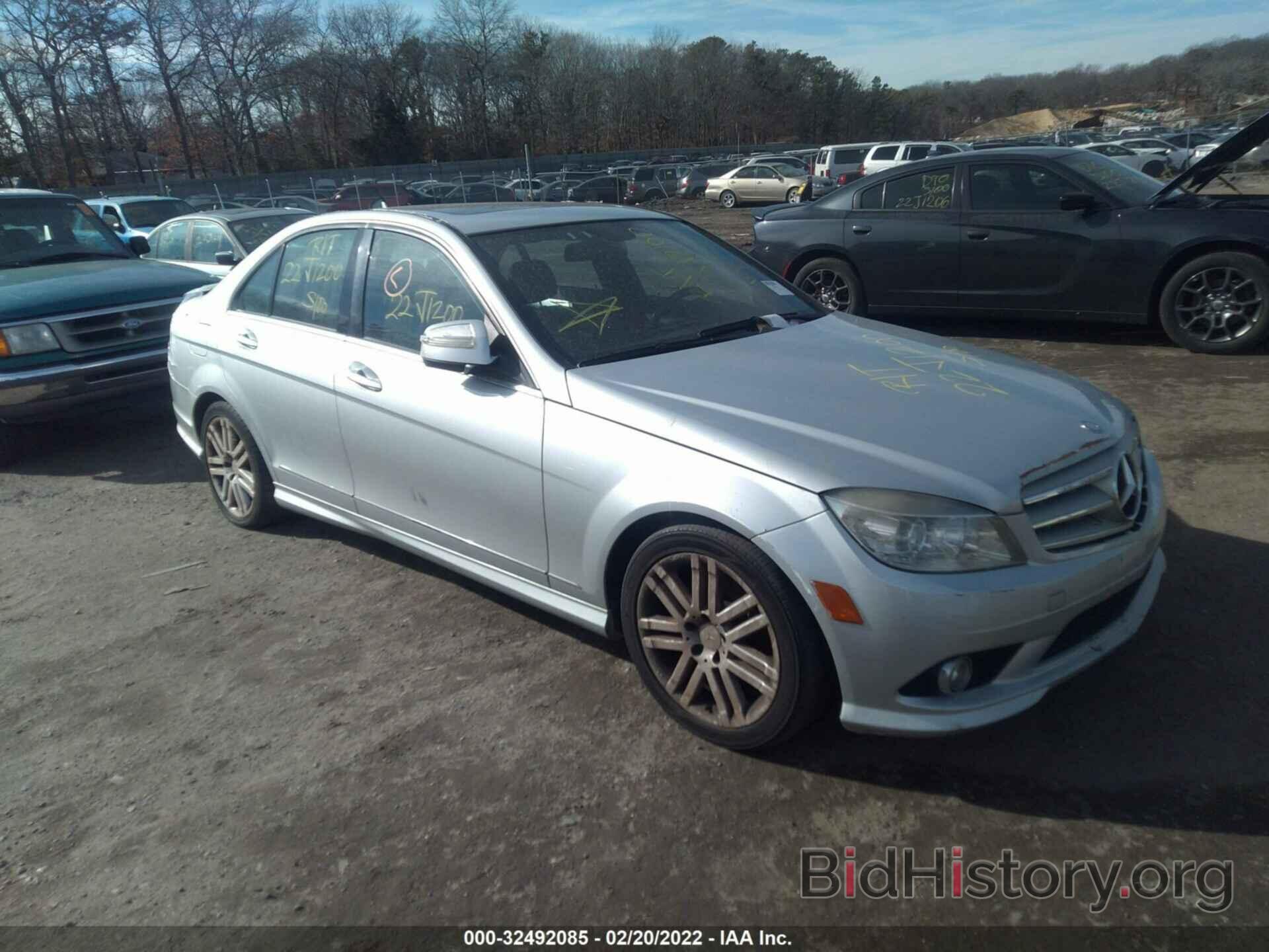 Photo WDDGF81X79R059018 - MERCEDES-BENZ C-CLASS 2009