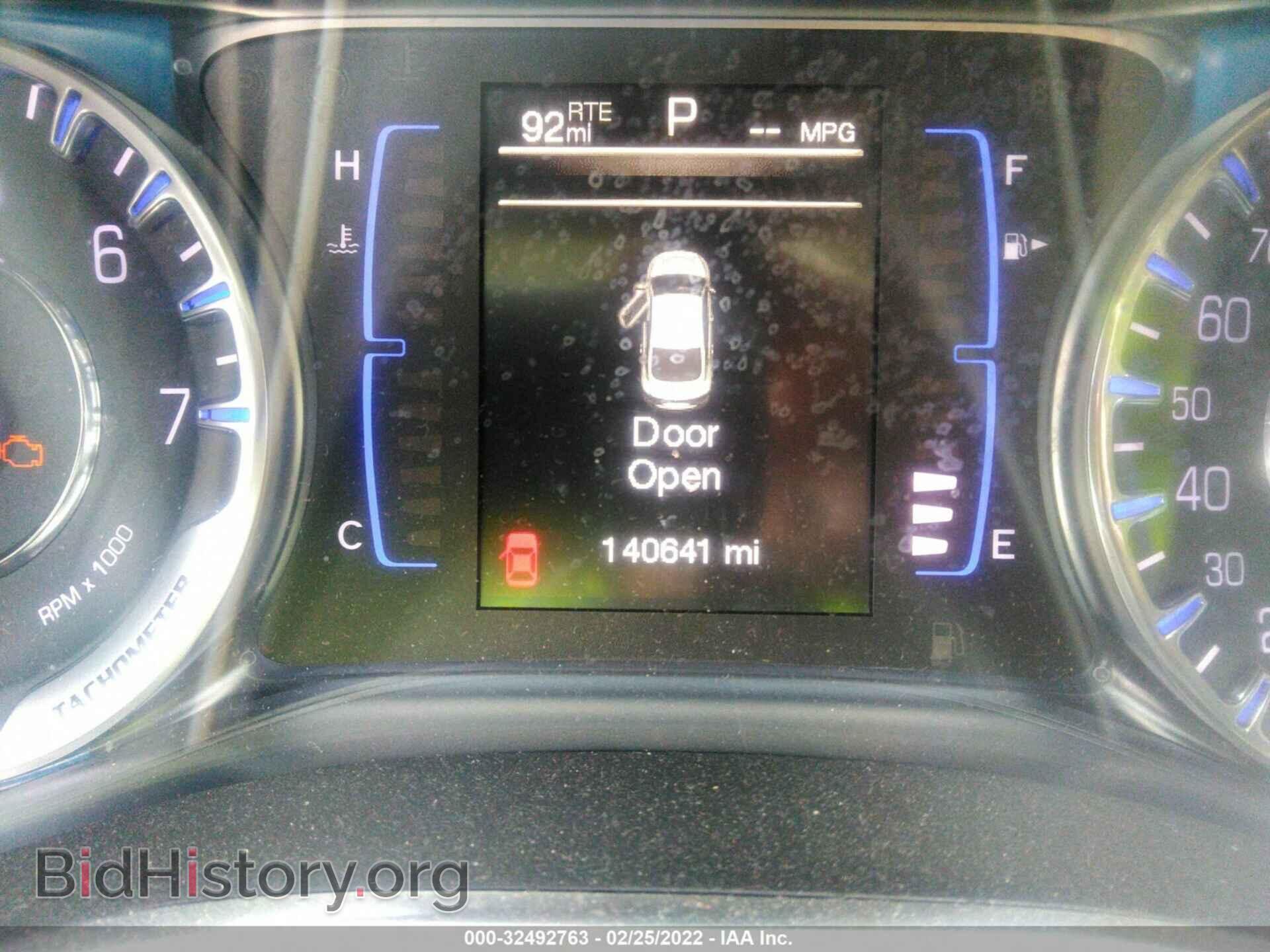 2015 CHRYSLER 200 - VIN: 1C3CCCAB0FN583868 - Фото 7