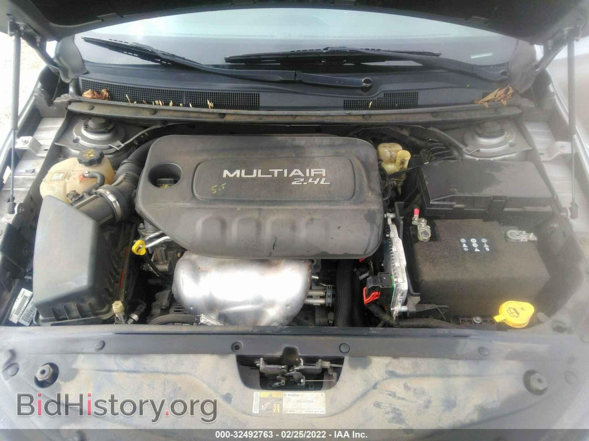 2015 CHRYSLER 200 - VIN: 1C3CCCAB0FN583868 - Фото 10