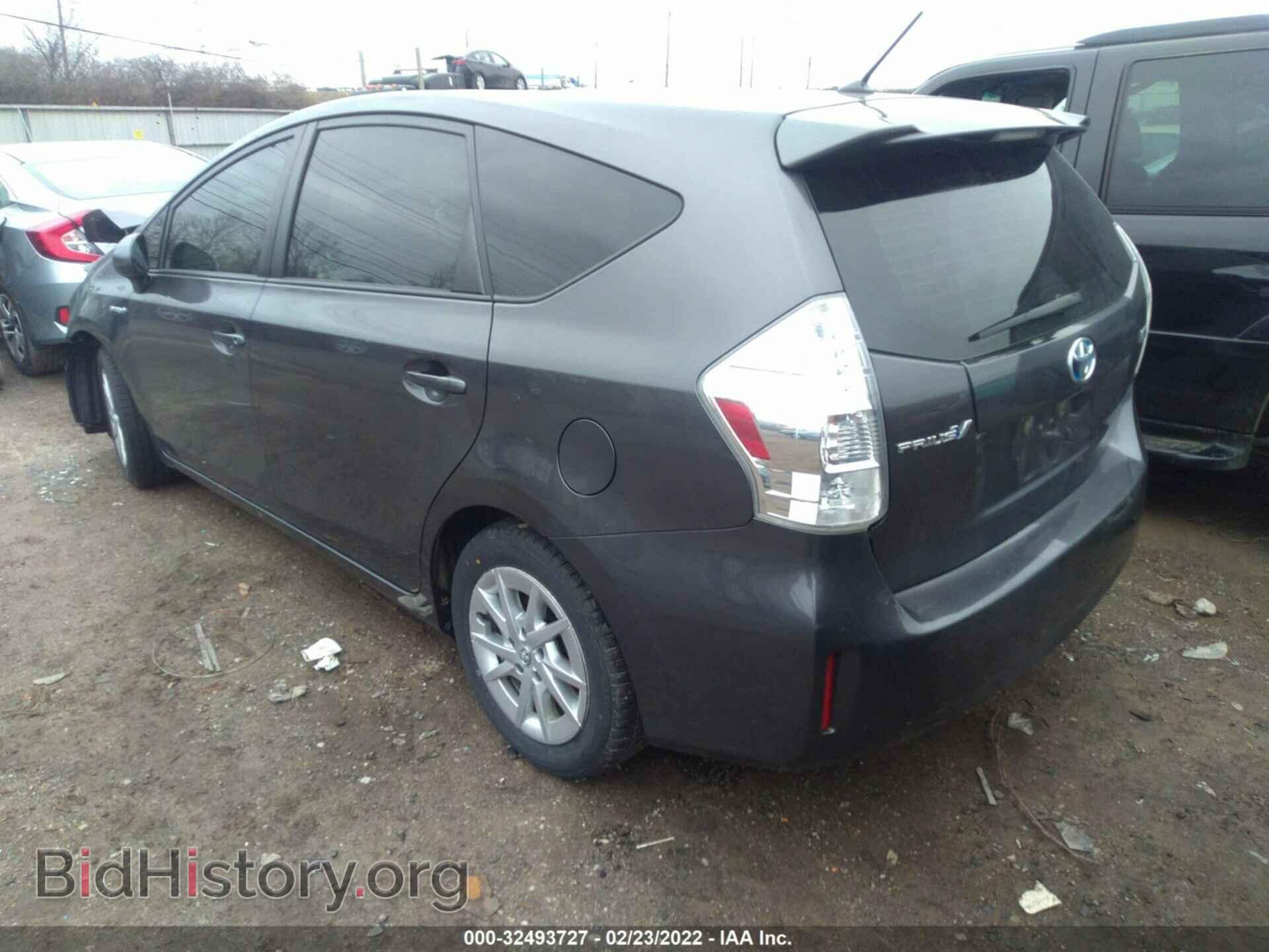 2014 TOYOTA PRIUS V - VIN: JTDZN3EU4EJ011400 - Фото 3