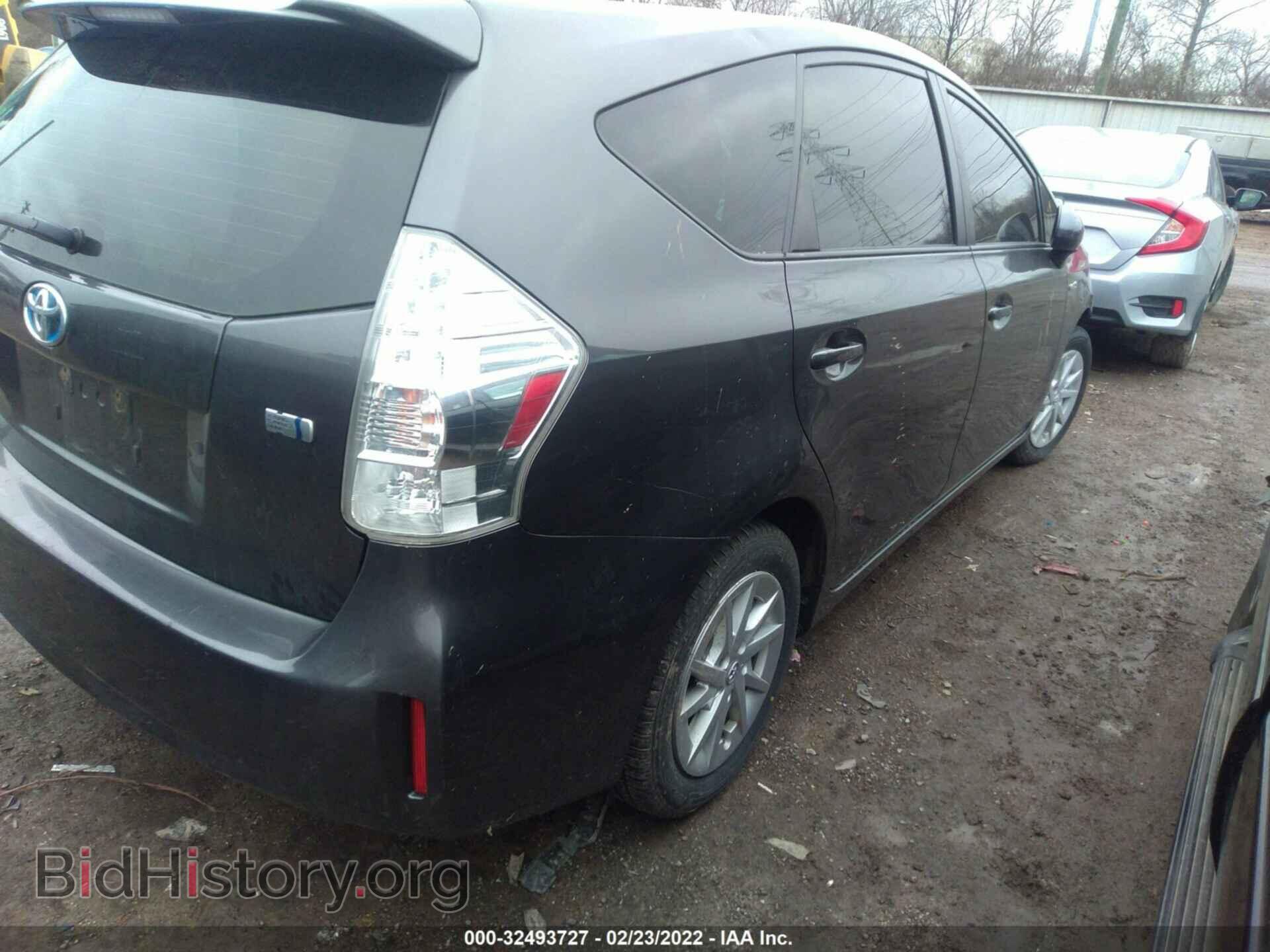 2014 TOYOTA PRIUS V - VIN: JTDZN3EU4EJ011400 - Фото 4