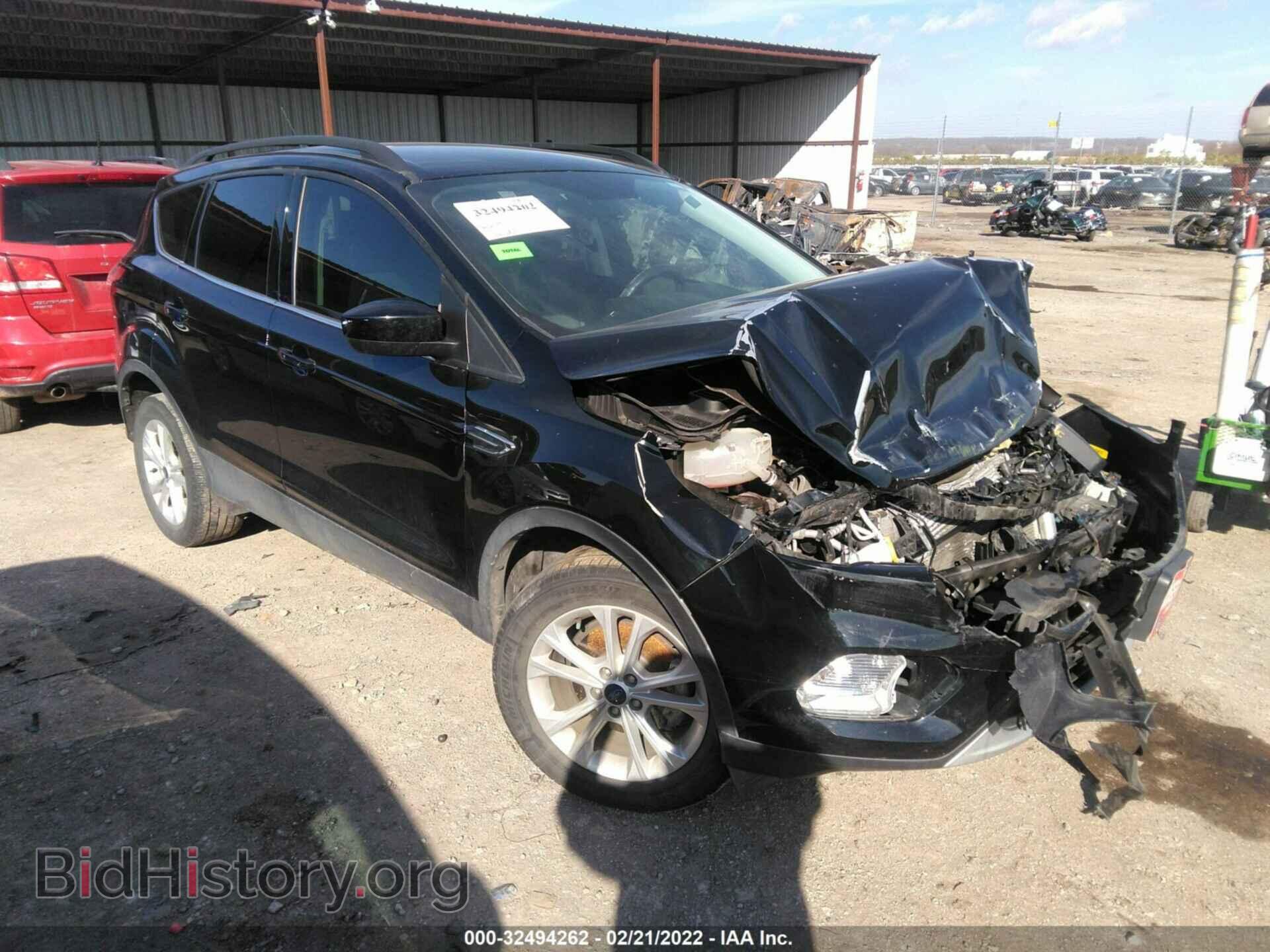 Фотография 1FMCU0GD3JUD58452 - FORD ESCAPE 2018
