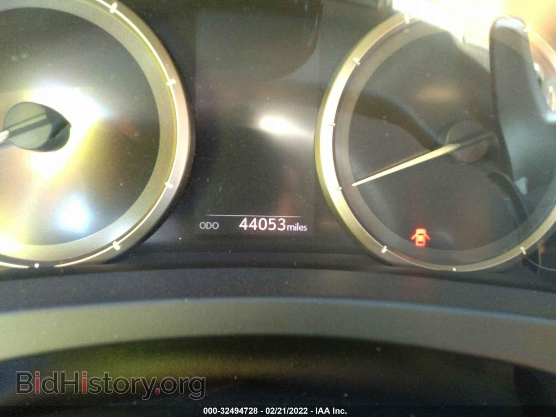2016 LEXUS RC 200T - VIN: JTHHA5BC6G5000763 - Фото 7