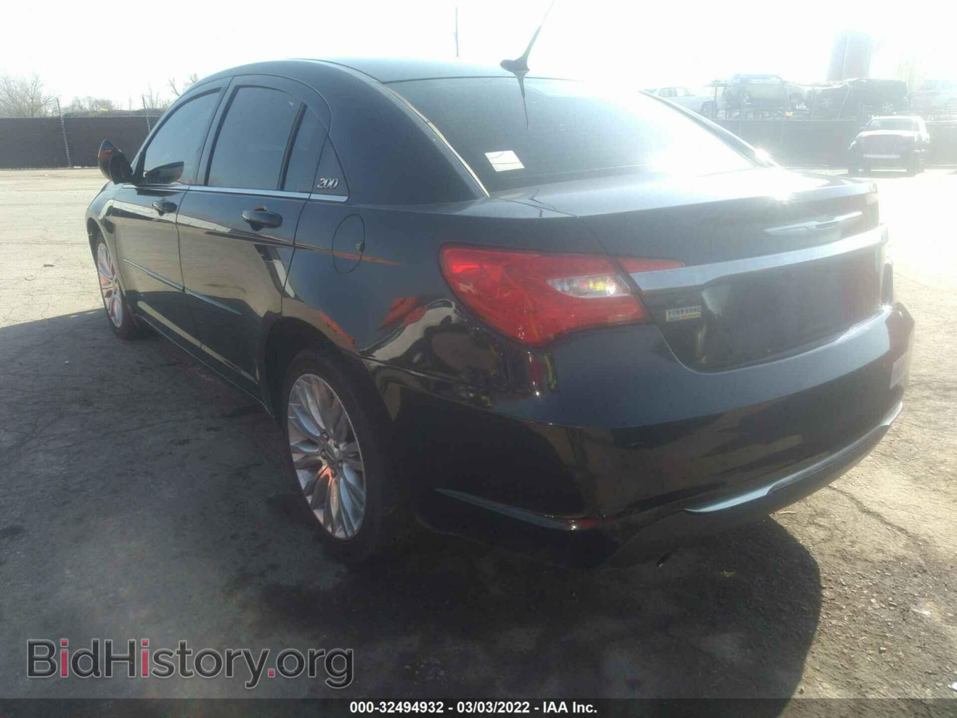 2011 CHRYSLER 200 - VIN: 1C3BC1FG4BN550628 - Фото 3