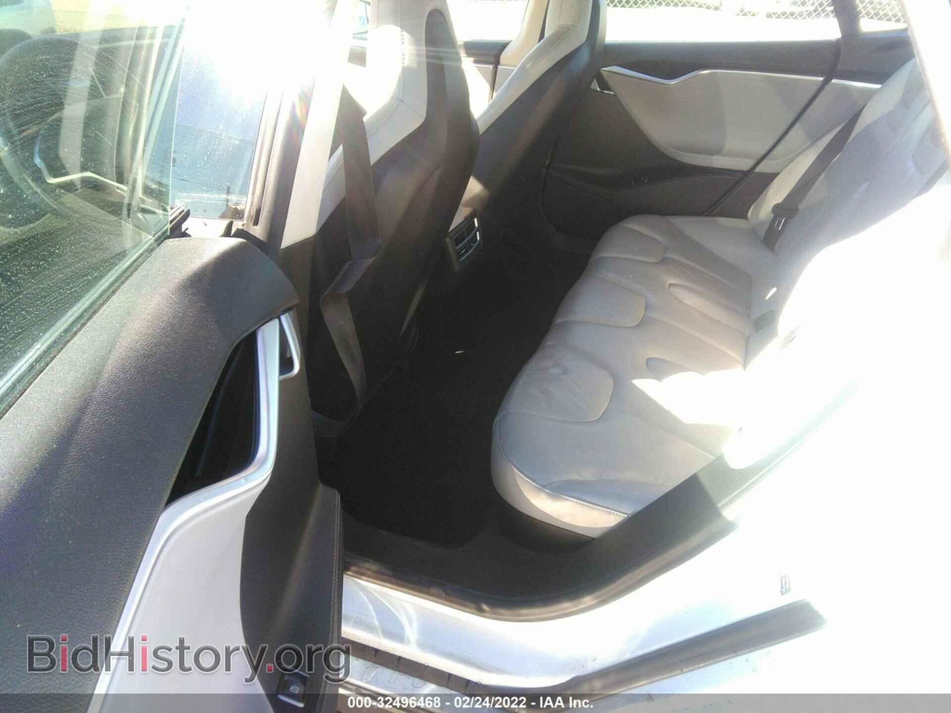 2014 TESLA MODEL S - VIN: 5YJSA1H1XEFP43170 - Фото 8