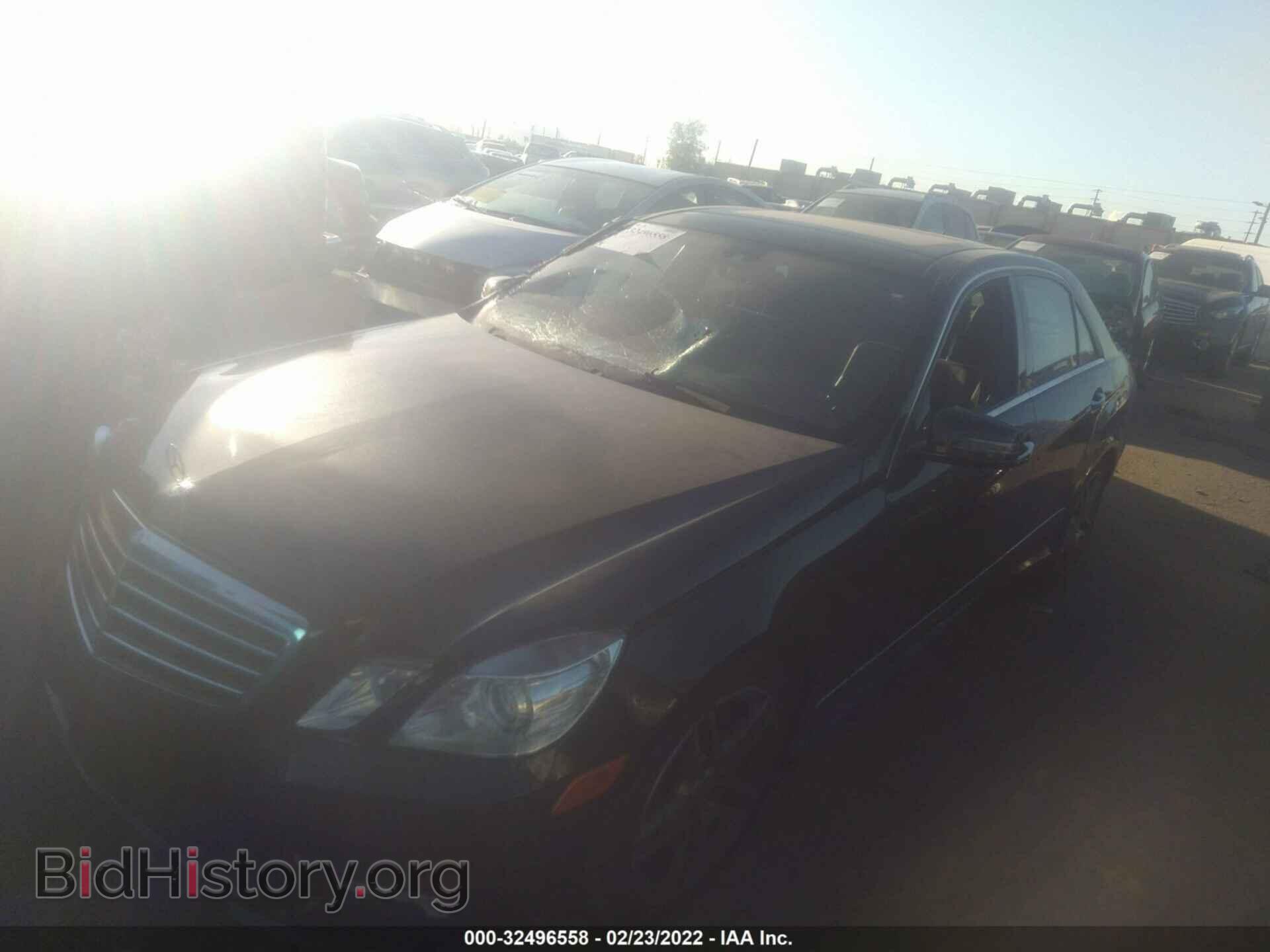 2011 MERCEDES-BENZ E-CLASS - VIN: WDDHF5GB1BA416583 - Фото 2