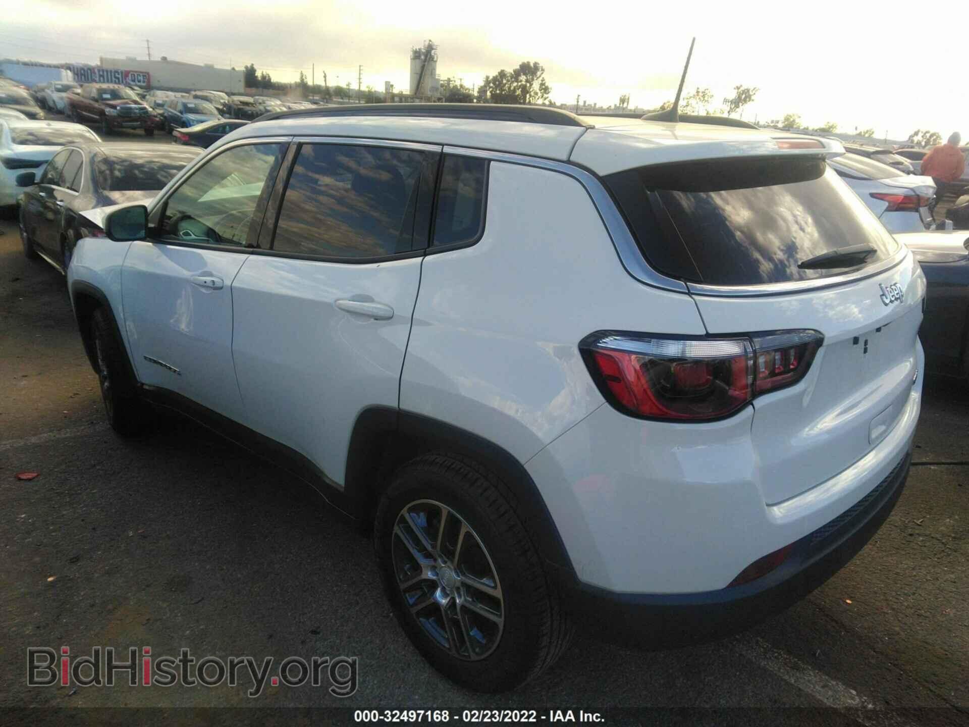 2018 JEEP COMPASS - VIN: 3C4NJCBB6JT500364 - Фото 3