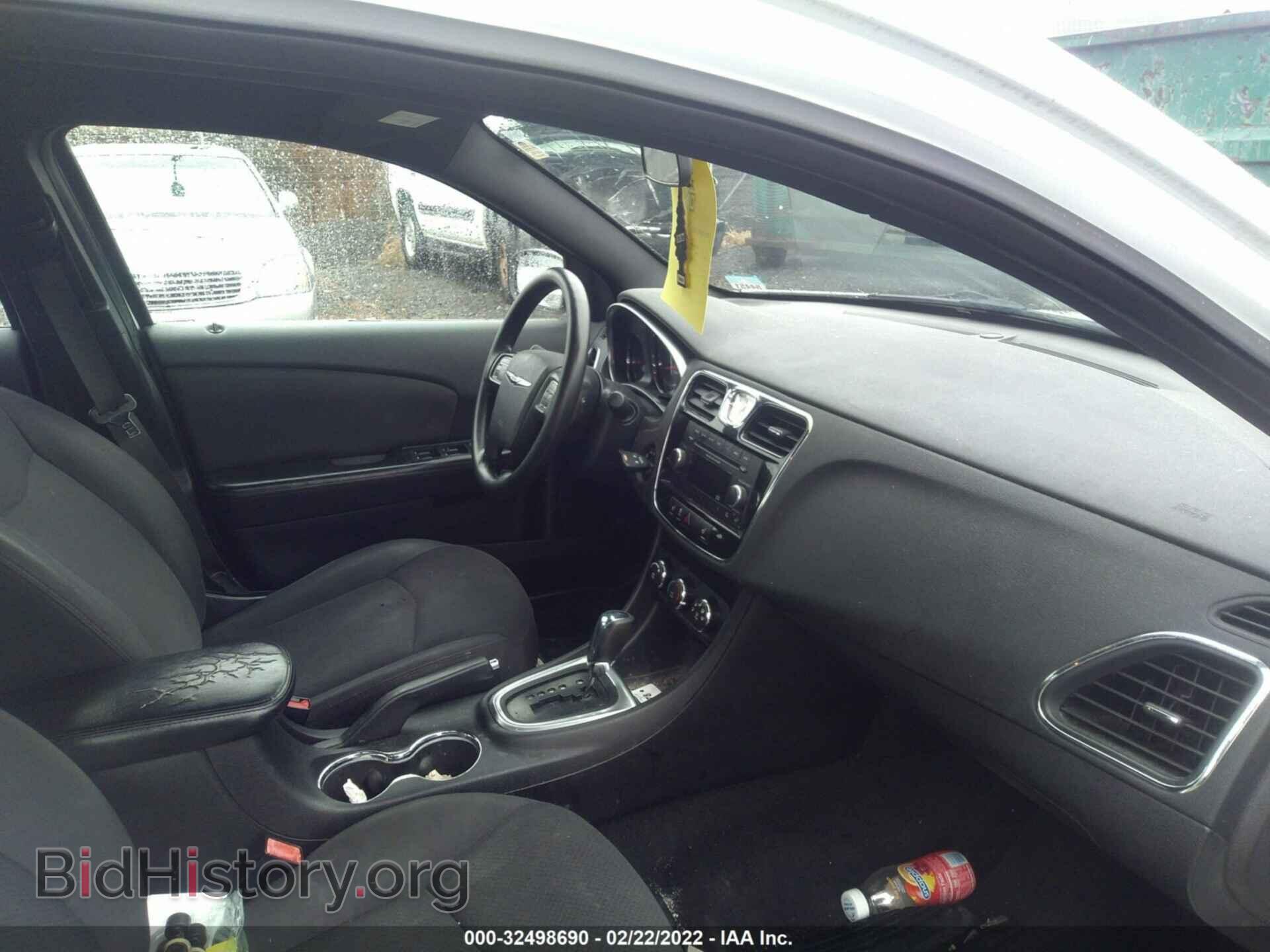 2012 CHRYSLER 200 - VIN: 1C3CCBAG9CN235892 - Фото 5
