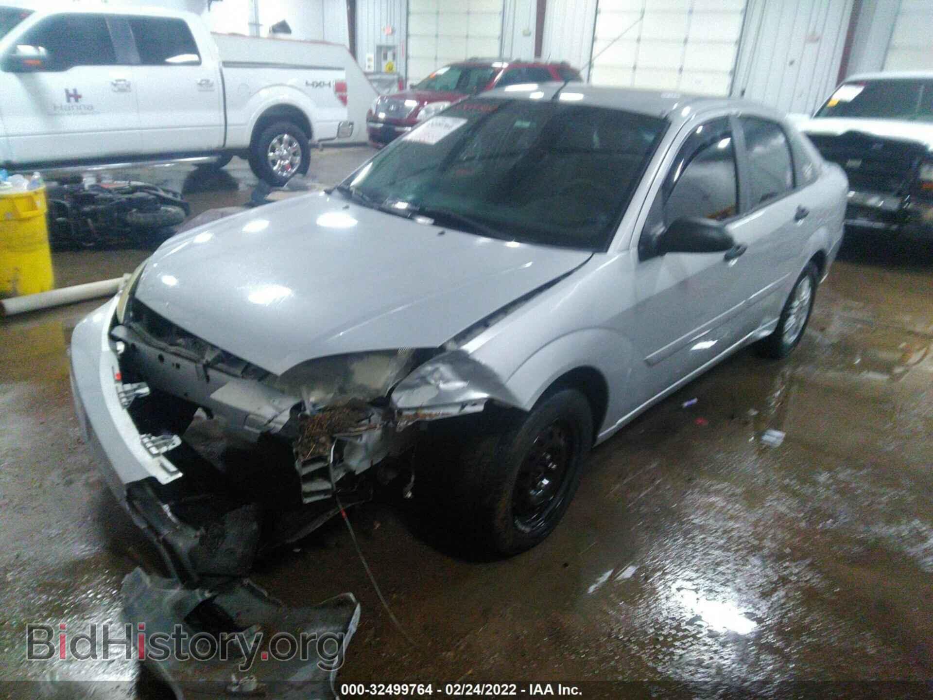 2007 FORD FOCUS - VIN: 1FAFP34NX7W214634 - Фото 2