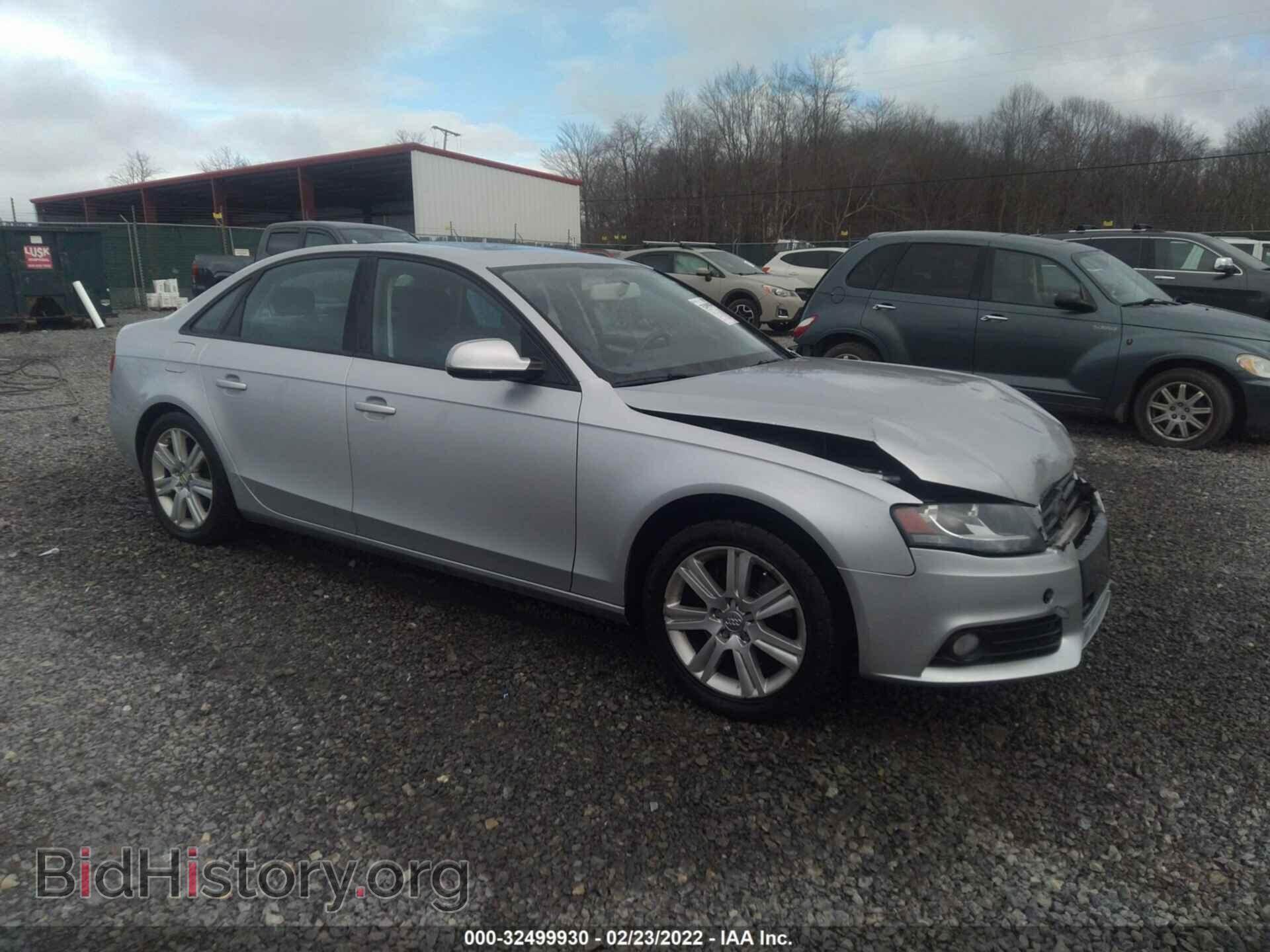 Фотография WAUBFAFL2AN037924 - AUDI A4 2010