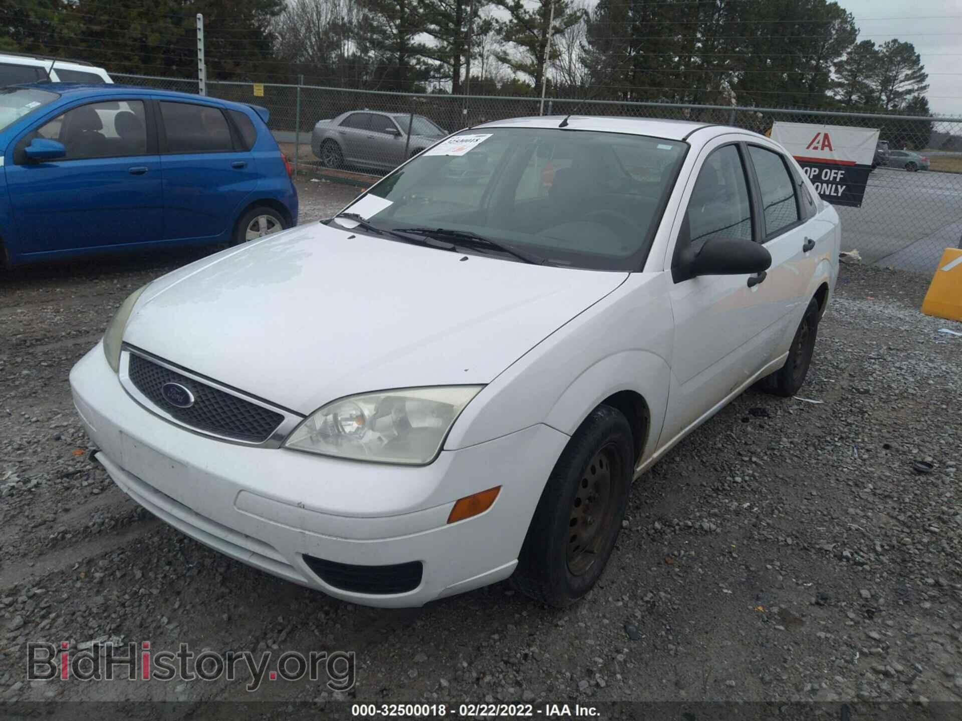 2007 FORD FOCUS - VIN: 1FAFP34N37W296870 - Фото 2