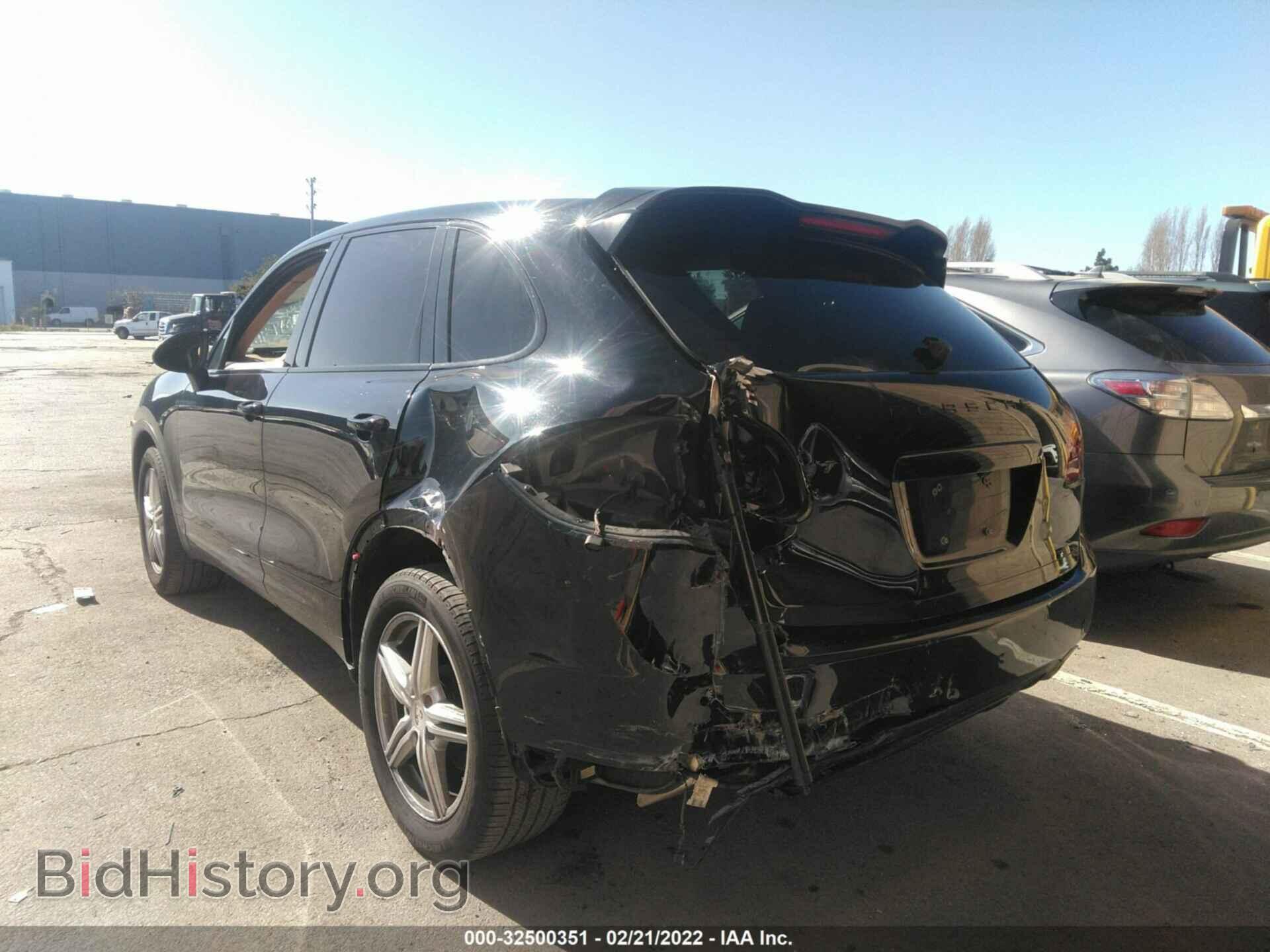 2011 PORSCHE CAYENNE - VIN: WP1AB2A25BLA42612 - Photo 3