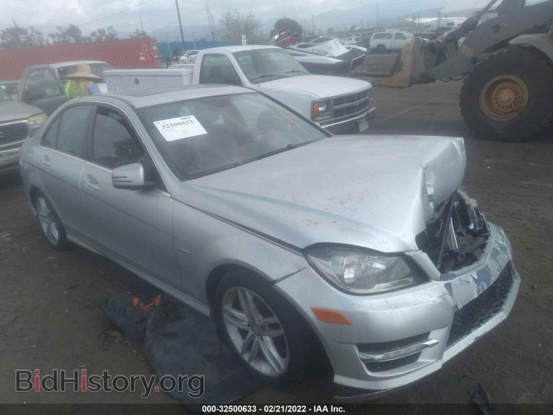 2012 MERCEDES-BENZ C-CLASS - VIN: WDDGF4HB4CA636113 - Фото 2