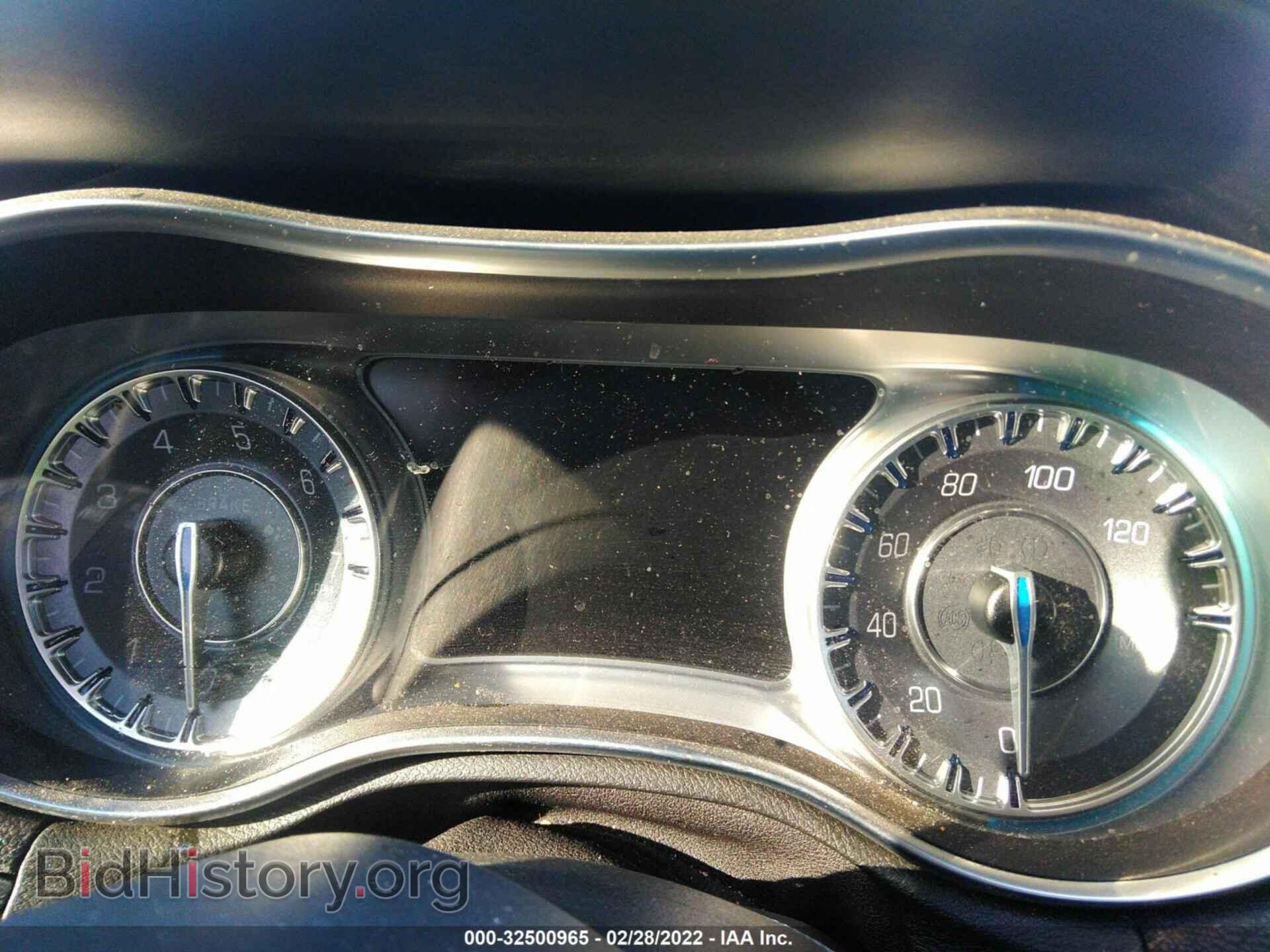 2015 CHRYSLER 300 - VIN: 2C3CCAAG6FH749304 - Фото 7