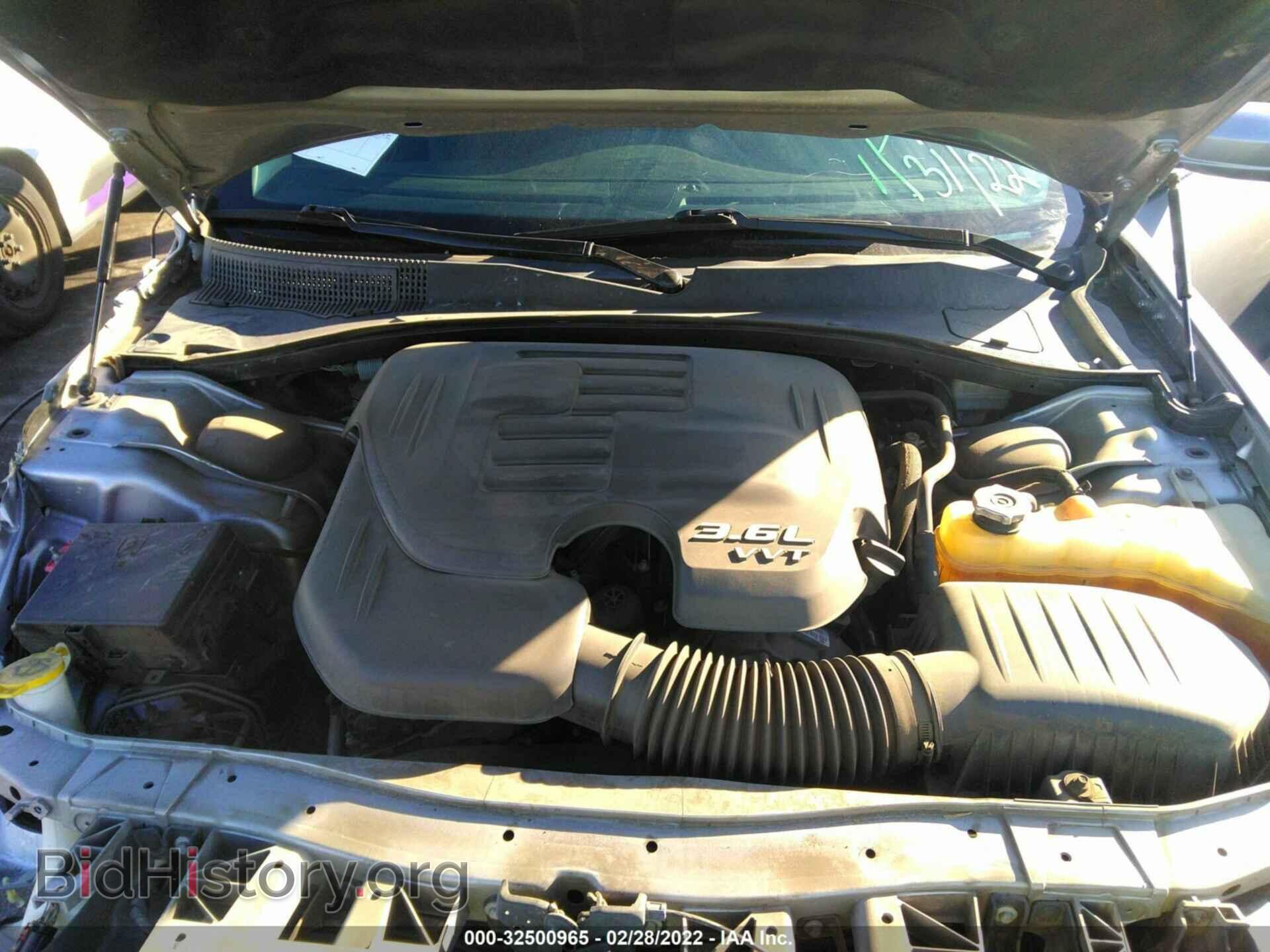 2015 CHRYSLER 300 - VIN: 2C3CCAAG6FH749304 - Фото 10